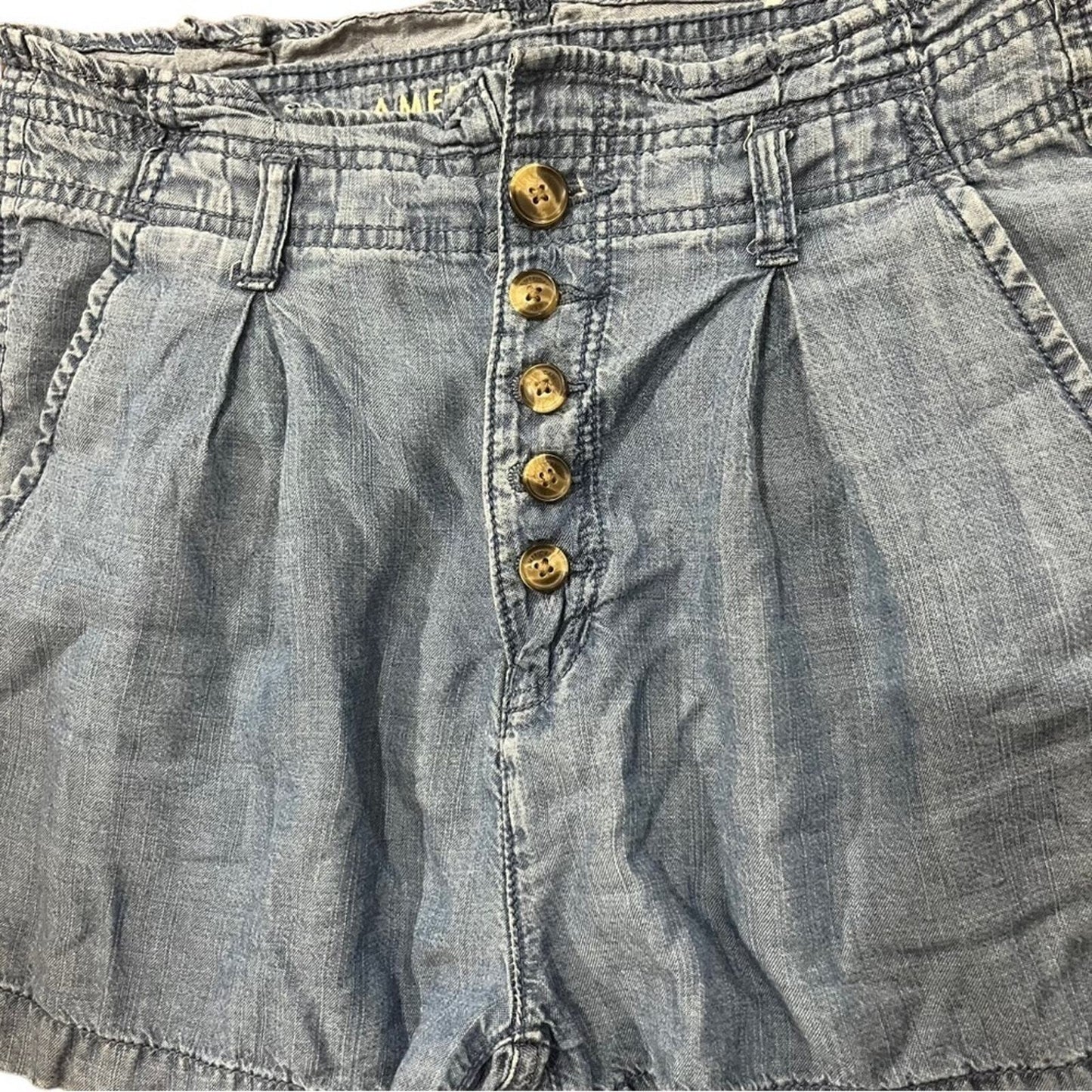American Eagle Women's Chambray Pleated Paperbag Button Fly Denim Shorts Size 6