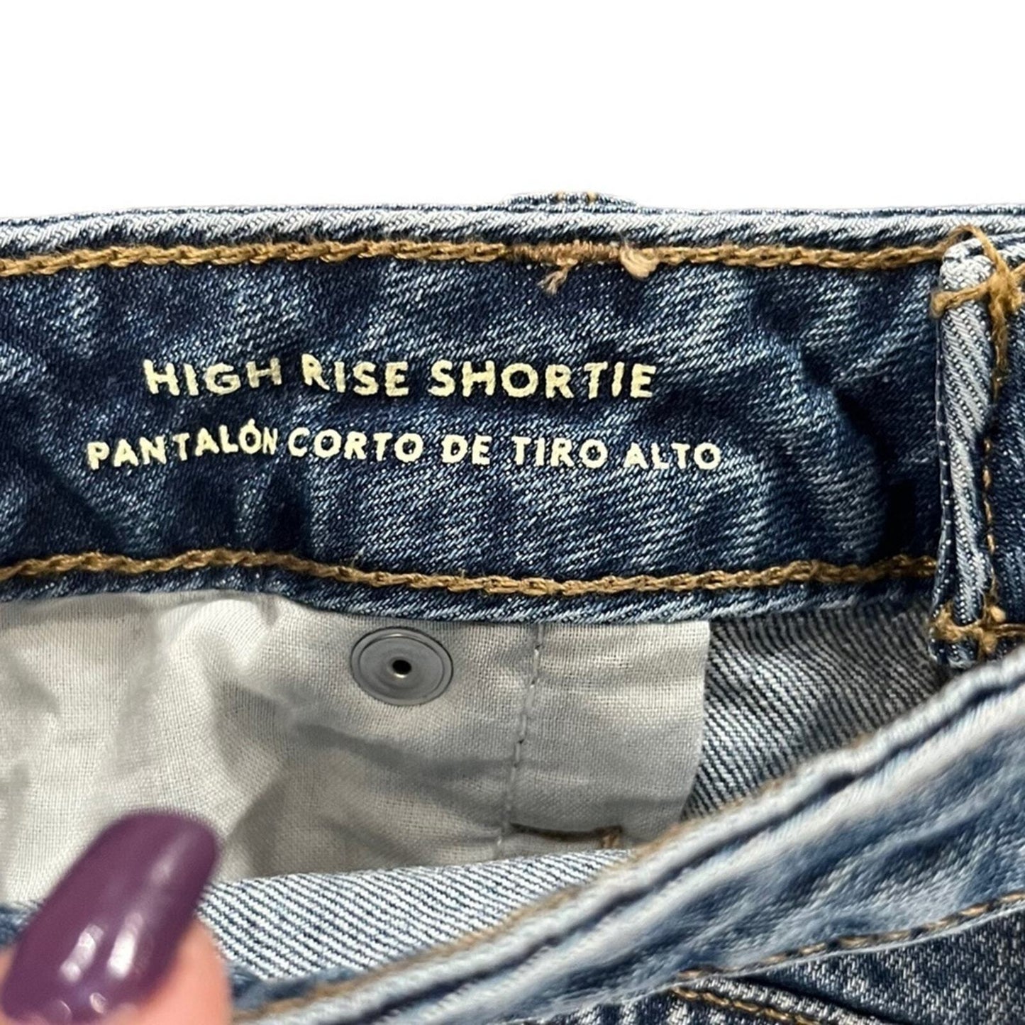 Universal Threads Womens Size 6 /28R High Rise Shortie  Cut Off Denim Shorts
