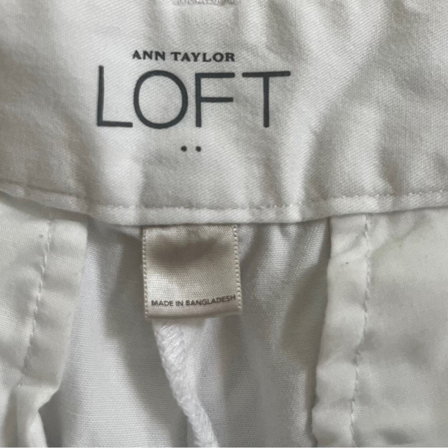 Ann Taylor Loft Womens Size 8 White 4" Flat Front Casual Shorts