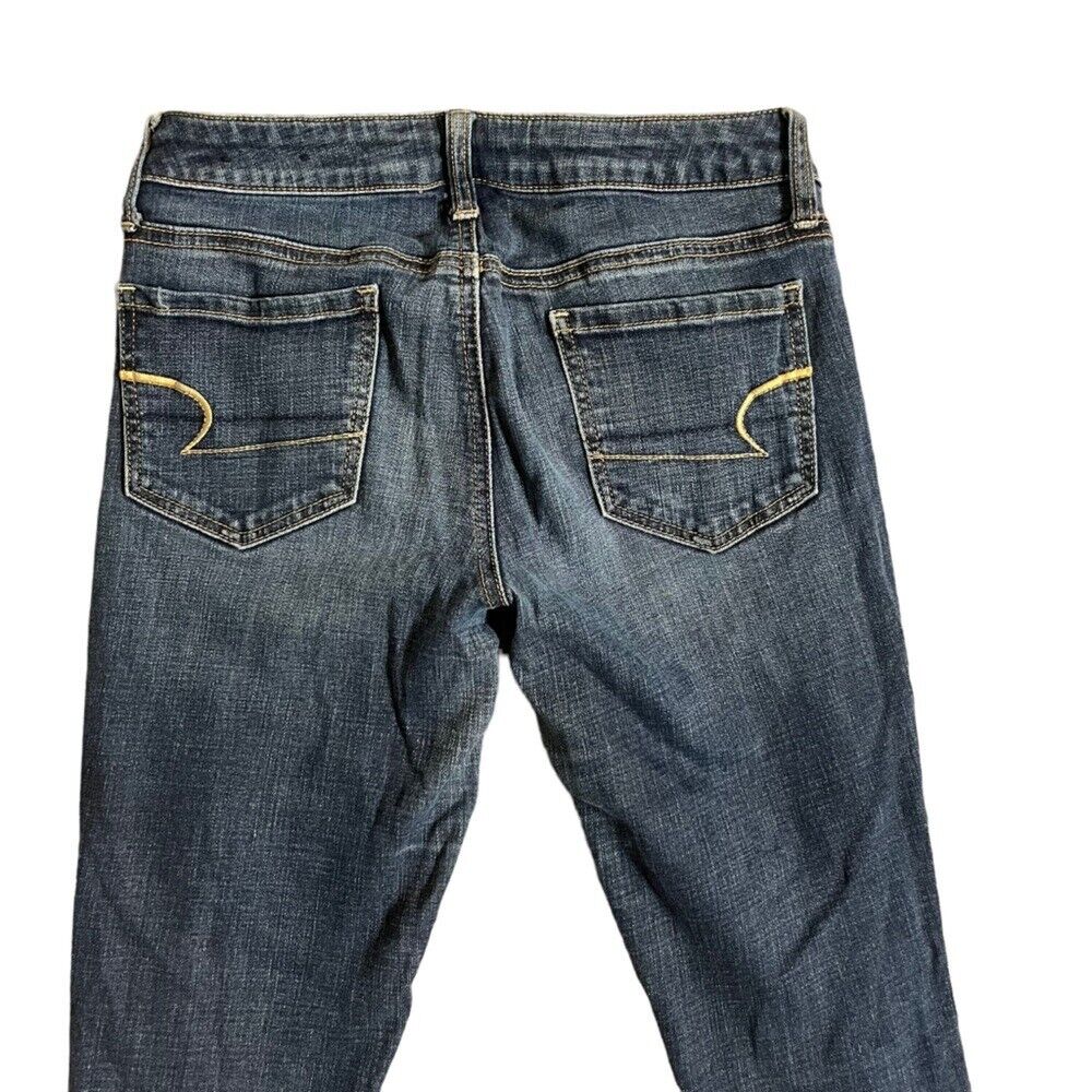 American Eagle Womens 6 R Stretch Jegging Medium Wash Whiskered Denim Jeans