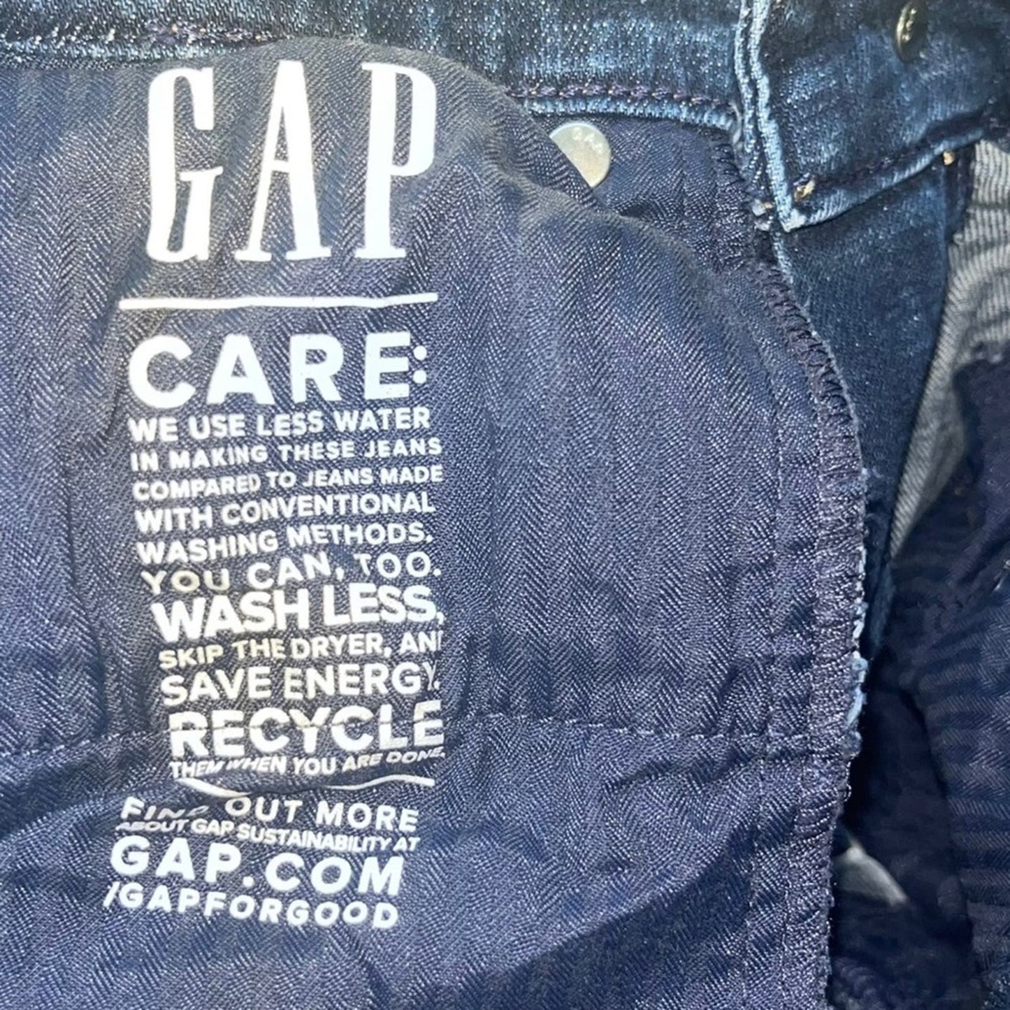 GAP Womens Mid Rise Blue Denim Shorts Size 25 0P Medium Wash Basic Casual Simple