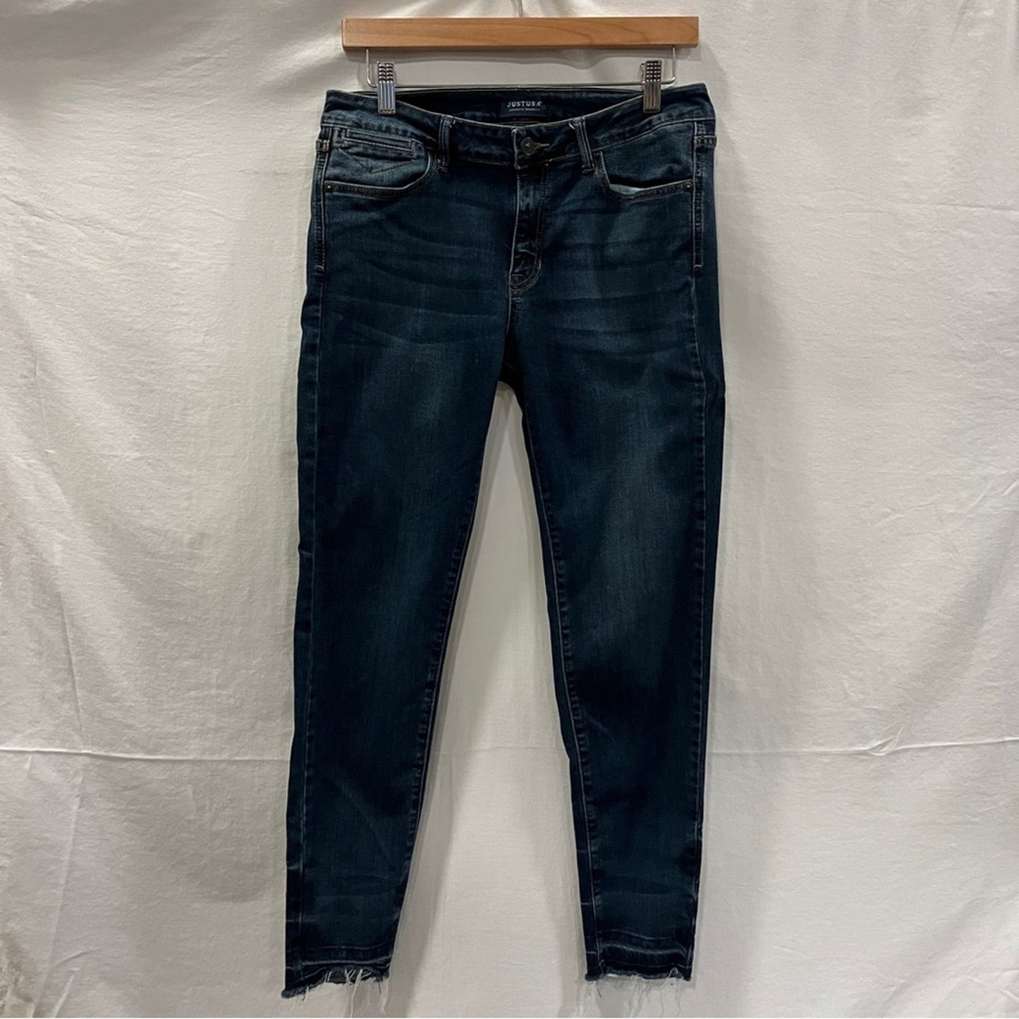Just USA Skinny Medium Rise Denim Jeans Juniors Size 11 Raw Hem Casual Basic