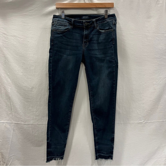 Just USA Skinny Medium Rise Denim Jeans Juniors Size 11 Raw Hem Casual Basic