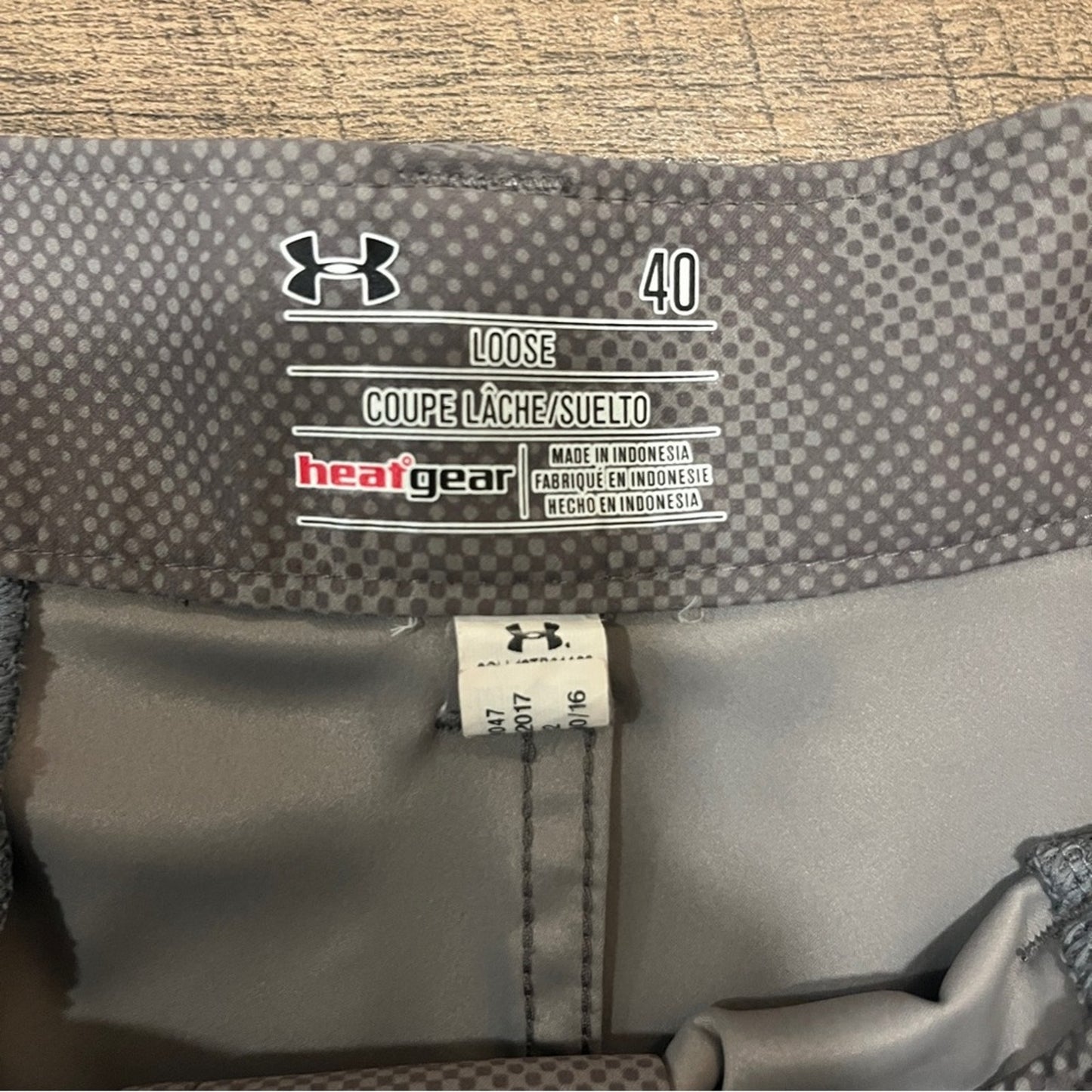 Under Armour Heatgear Gray Shorts Mens Size 40 Summer Island Beach Resort Travel