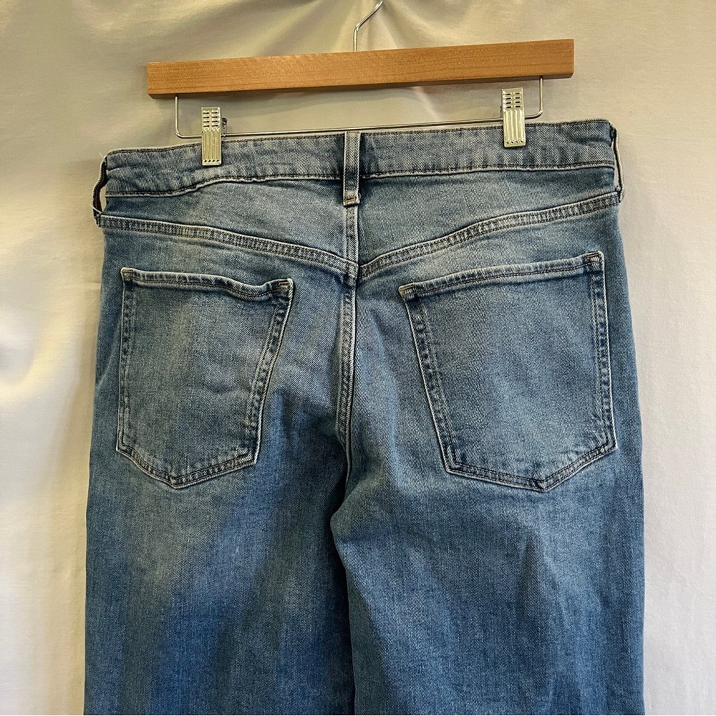 Old Navy High Rise OG Loose Denim Jeans Womens Size 14 Medium Wash Secret Pocket