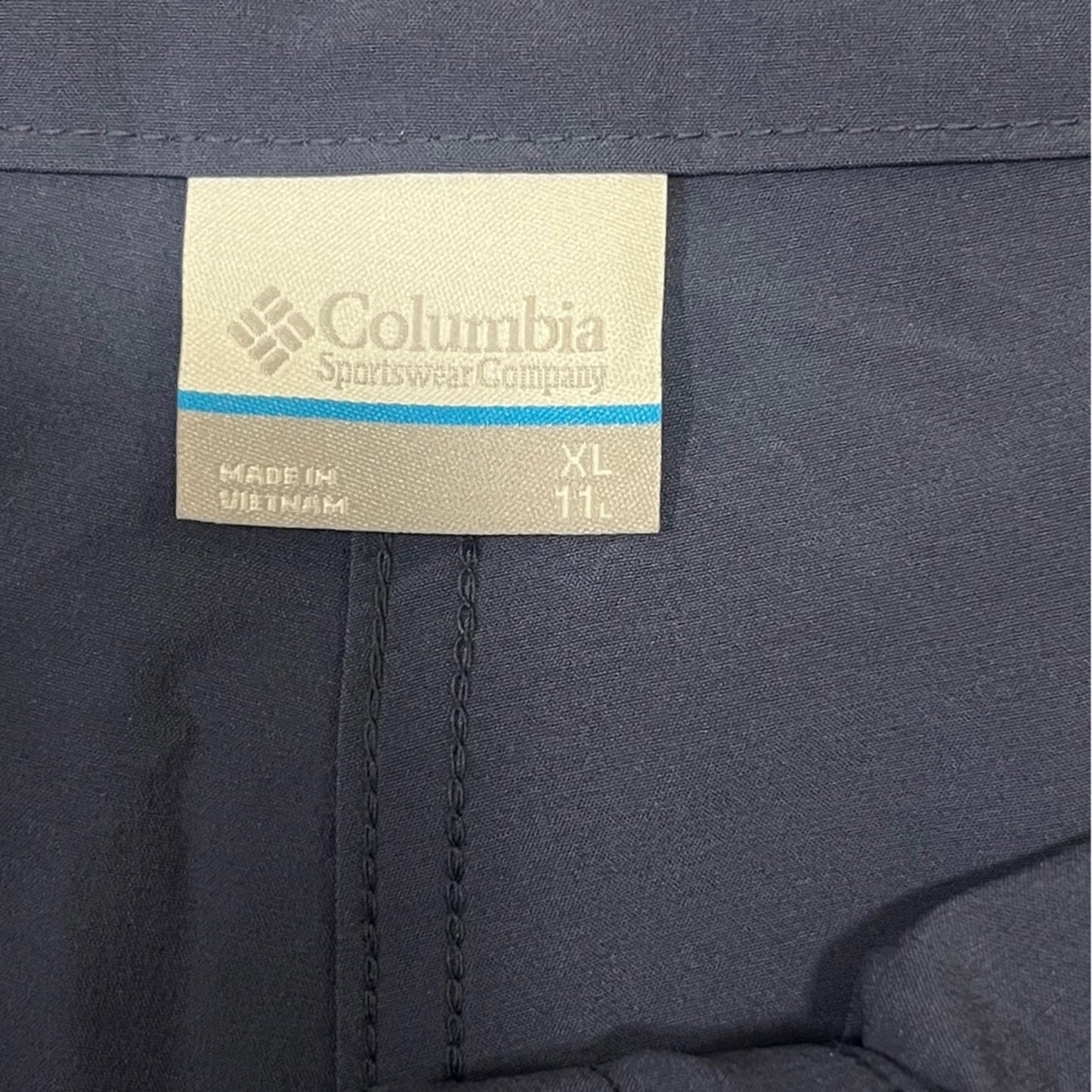 Columbia Navy Shorts Men XL Water Simple Beach Island Travel Coastal Casual New