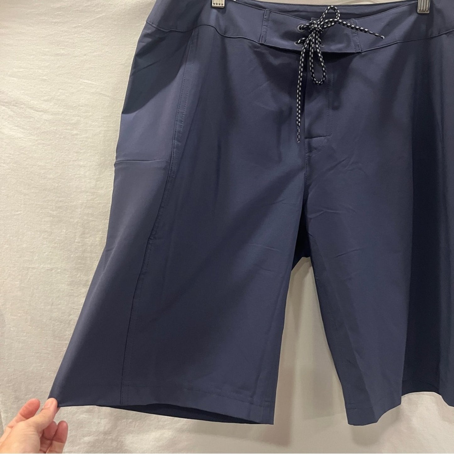 Columbia Navy Shorts Men XL Water Simple Beach Island Travel Coastal Casual New