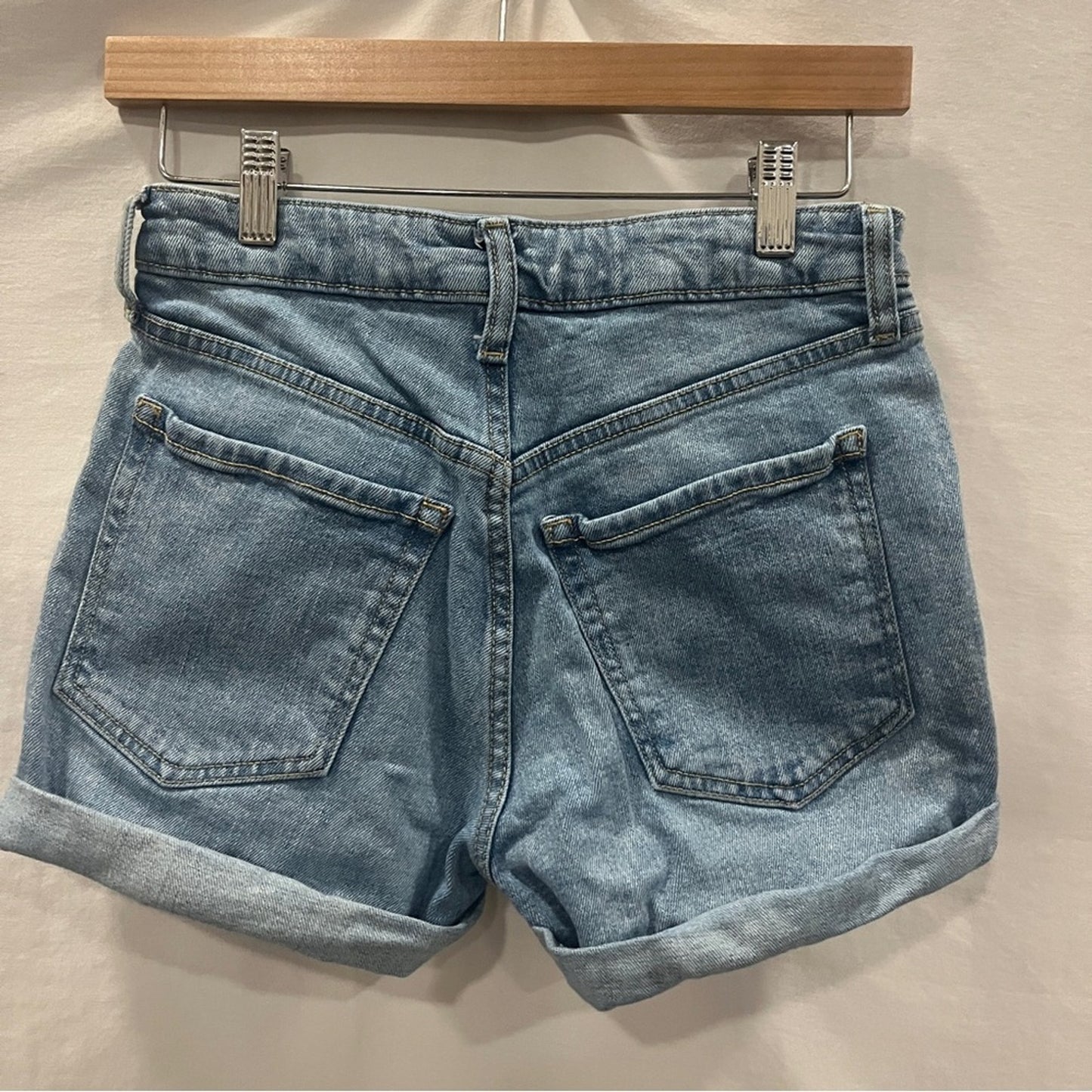 Old Navy OG Straight High Rise Denim Shorts Womens Size 2 Roll Hem Buttonfly