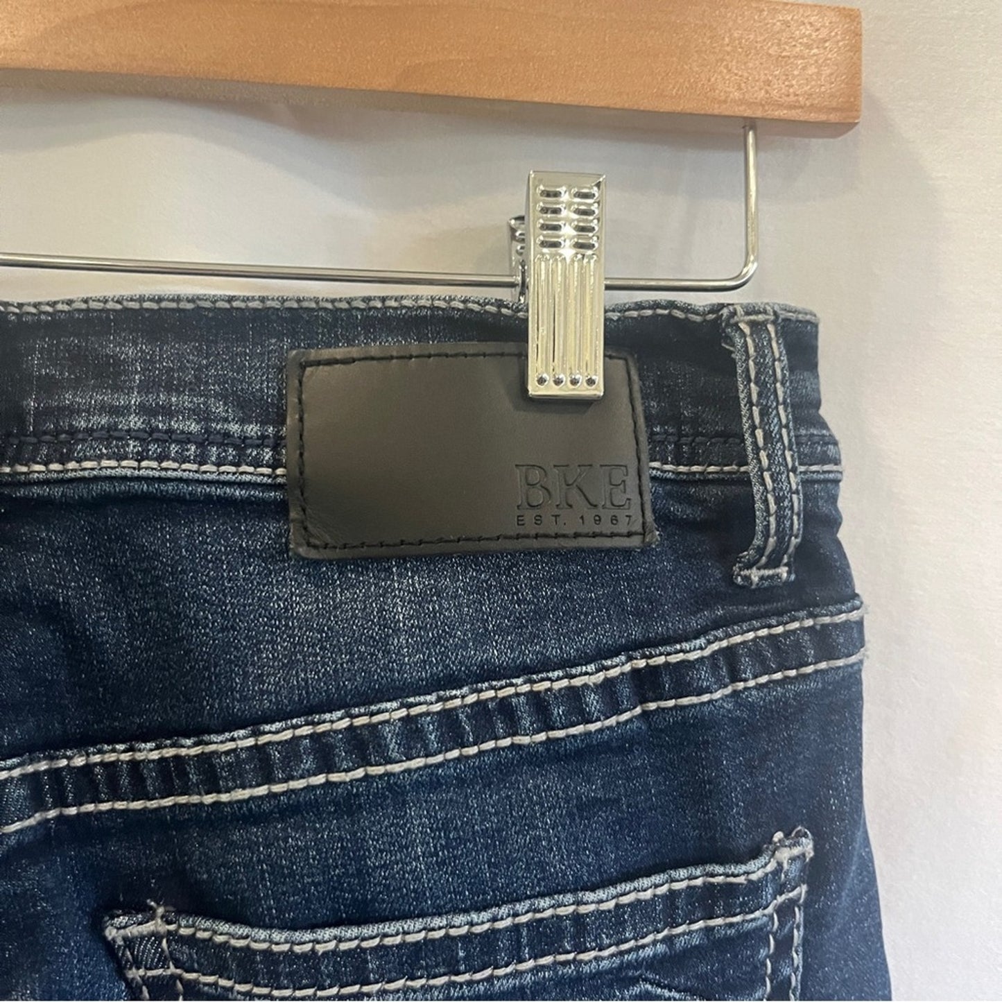 Buckle BKE Aiden Mid Rise Denim Jeans Womens 29x30 Medium Wash Stretch Bootcut
