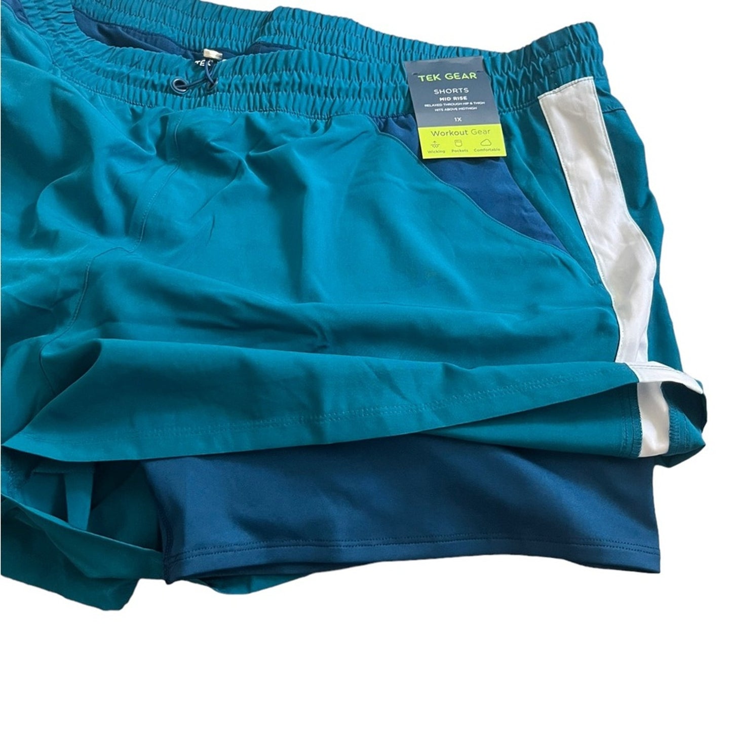 Tek Gear Women Workout Shorts Size 1X Mid Rise Wicking Turquoise New Running Gym