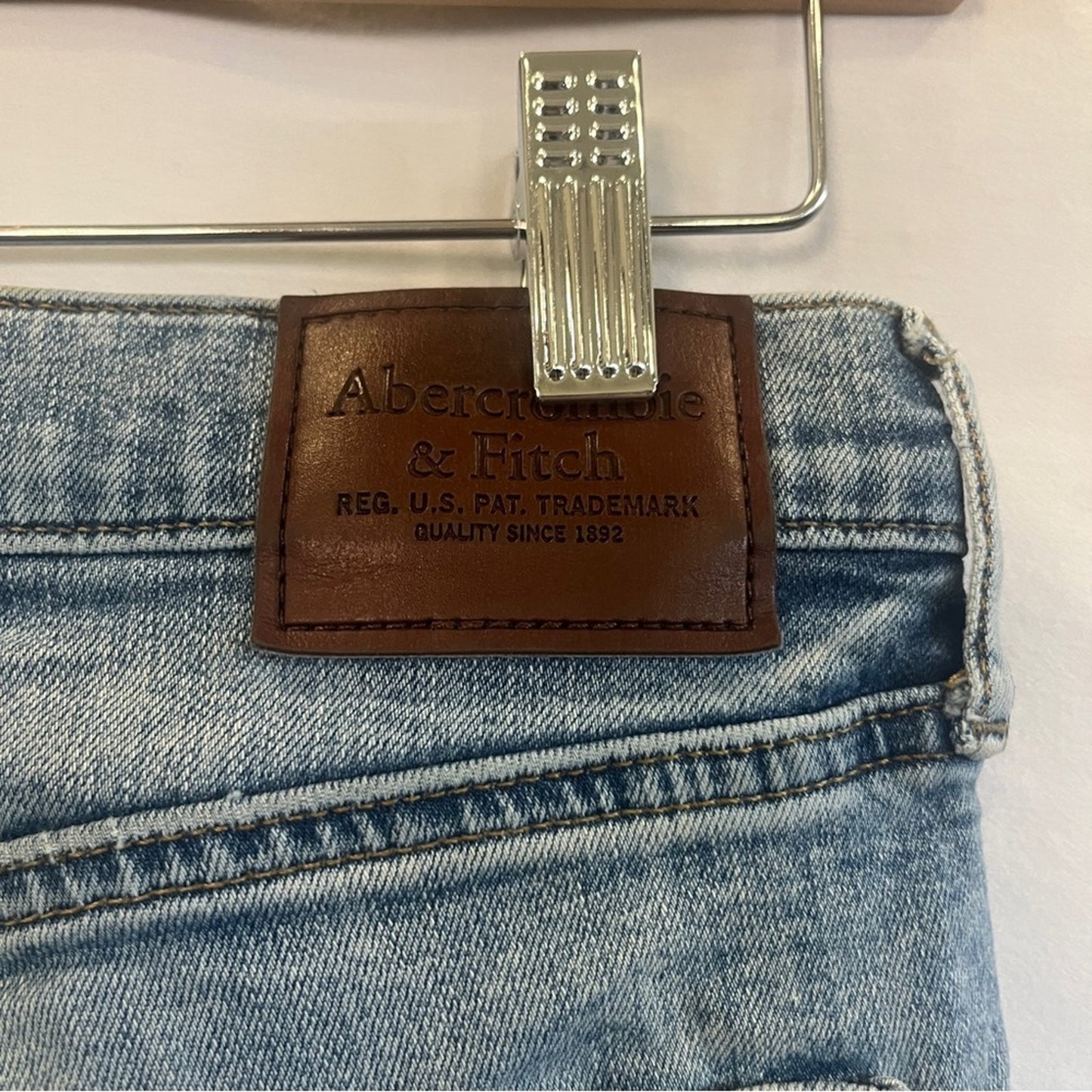 Abercrombie & Fitch Skinny Stretch Jeans Mens 29x30 Distressed Medium Wash Urban