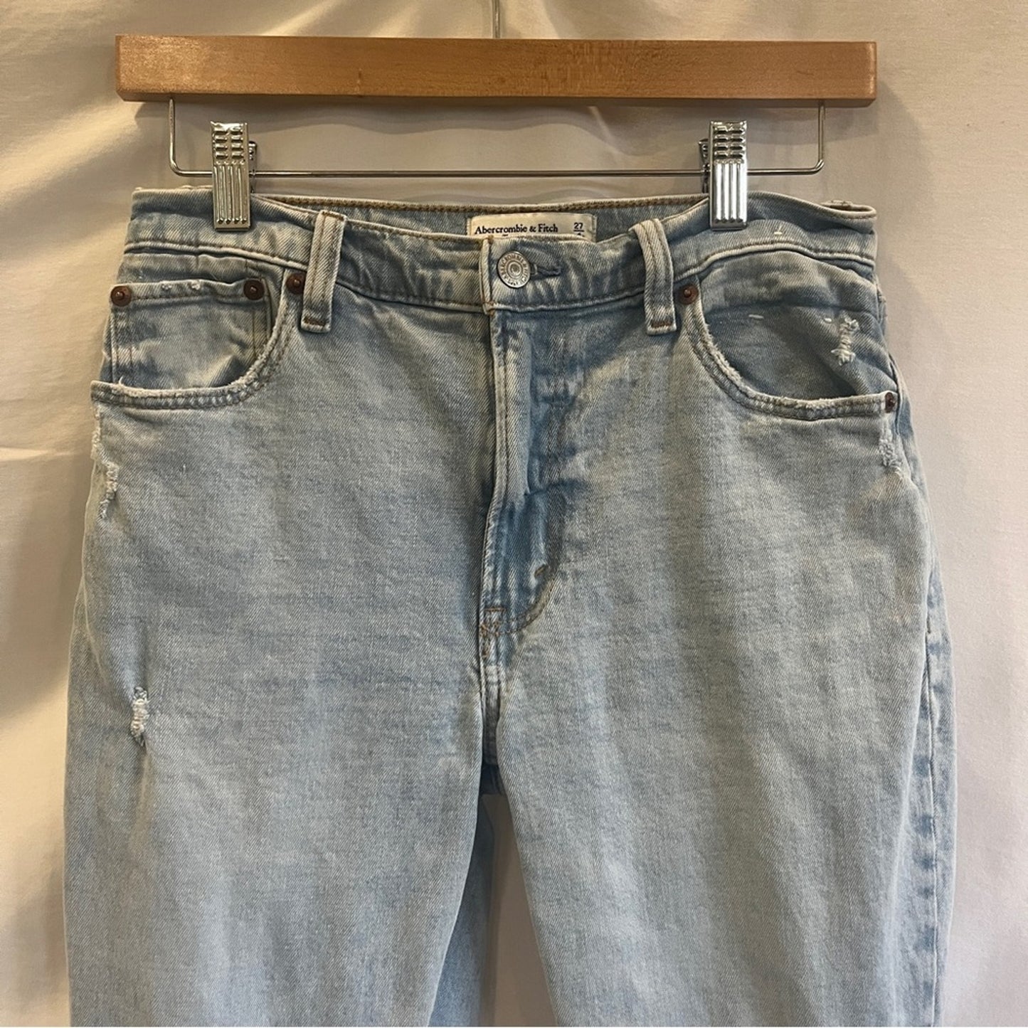 Abercrombie & Fitch The Skinny High Rise Light Wash Denim Jeans Womens 4 Short