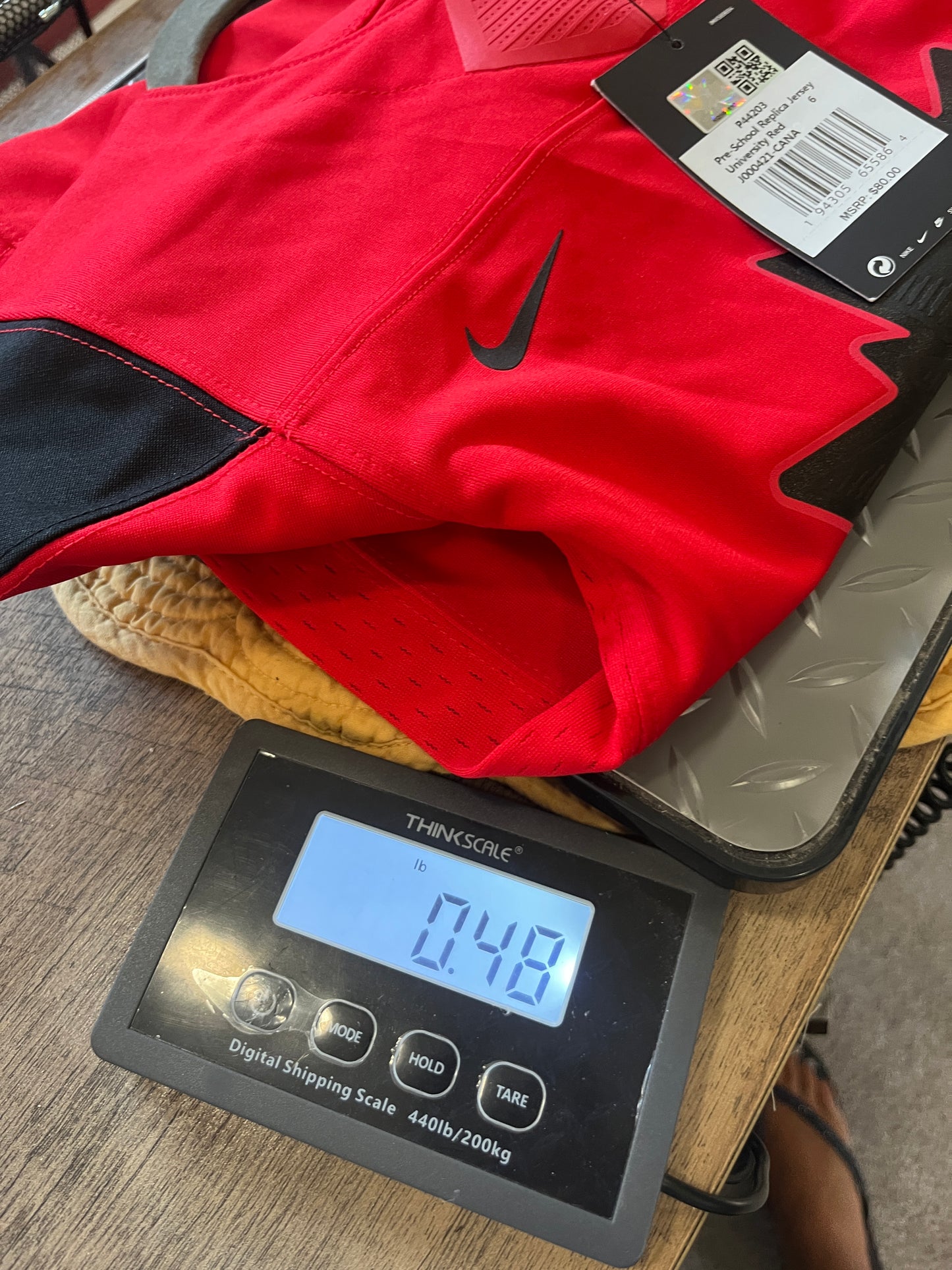 Nike Team Canada Youth Hockey Replica Jersey Red Size 6 NWT