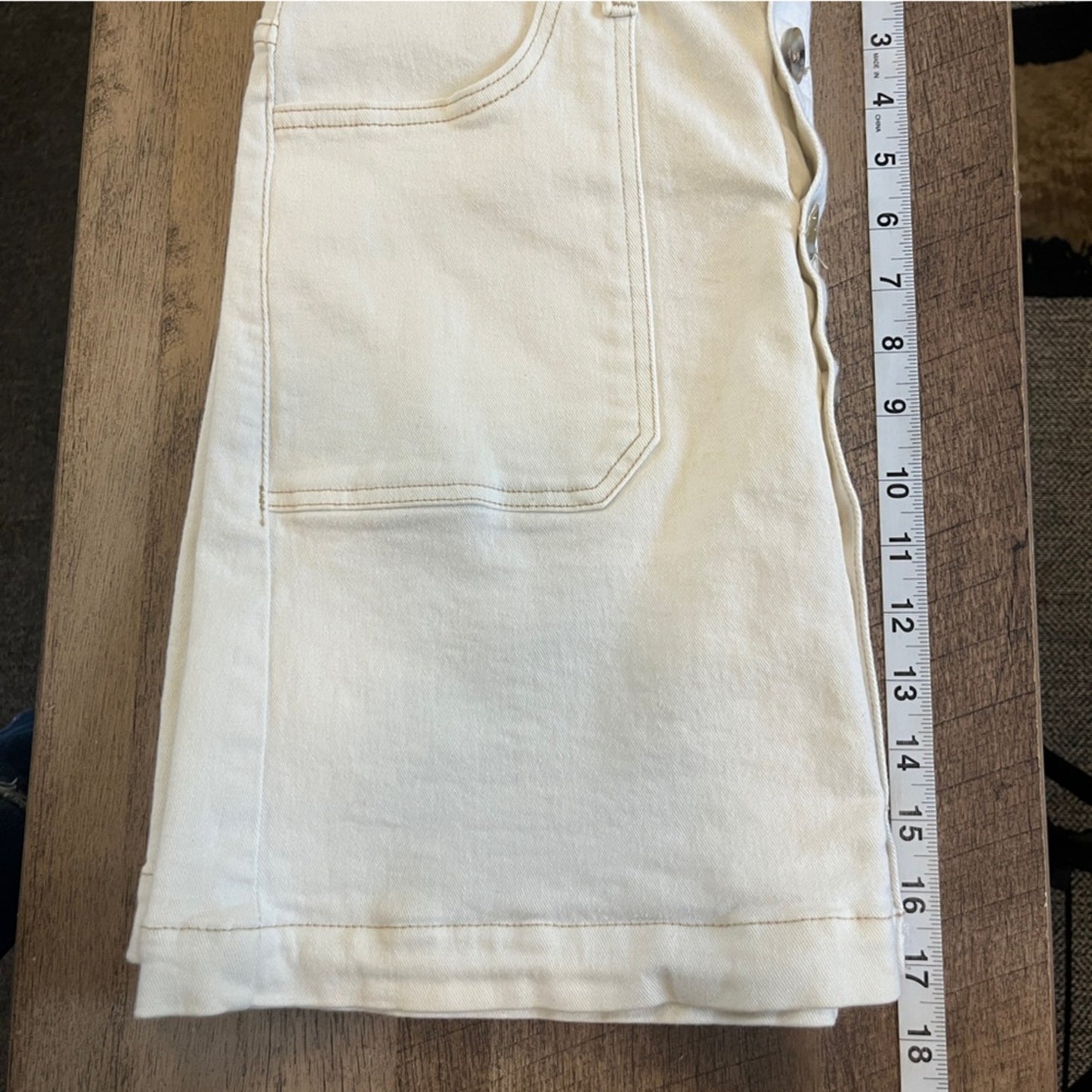Kensie Vintage Luxe Button Down Cream Mini Denim Skirt Womens Size 10 A Line