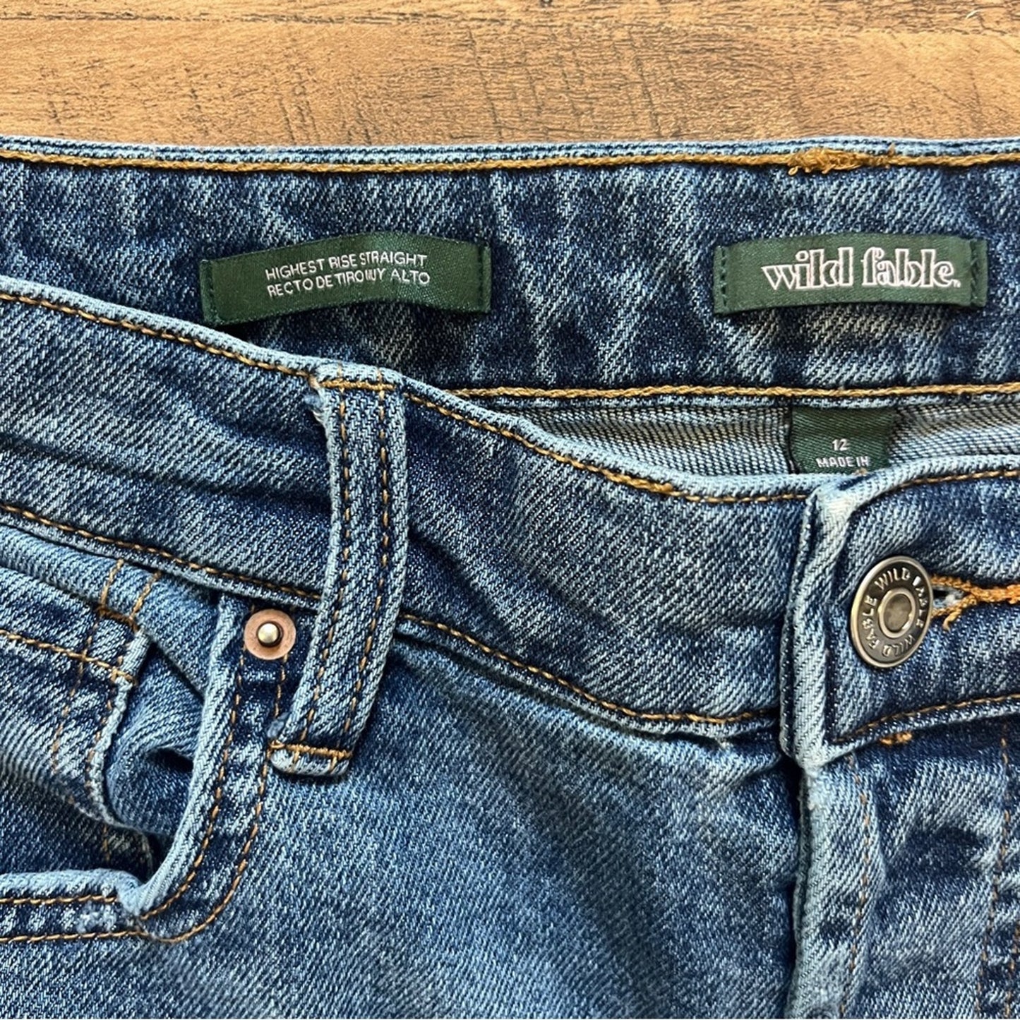 Wild Fable Buttonfly High Rise Mom Jeans Denim Womens Size 12 Distressed Boho