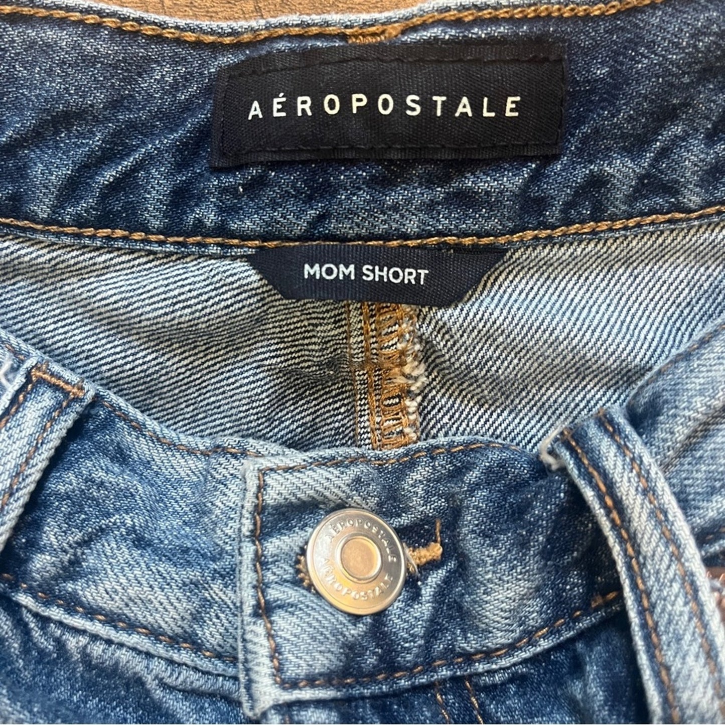 Aeropostle Mom Shorts Denim Womens Size 10 Distressed Cuffed Casual Summer Basic
