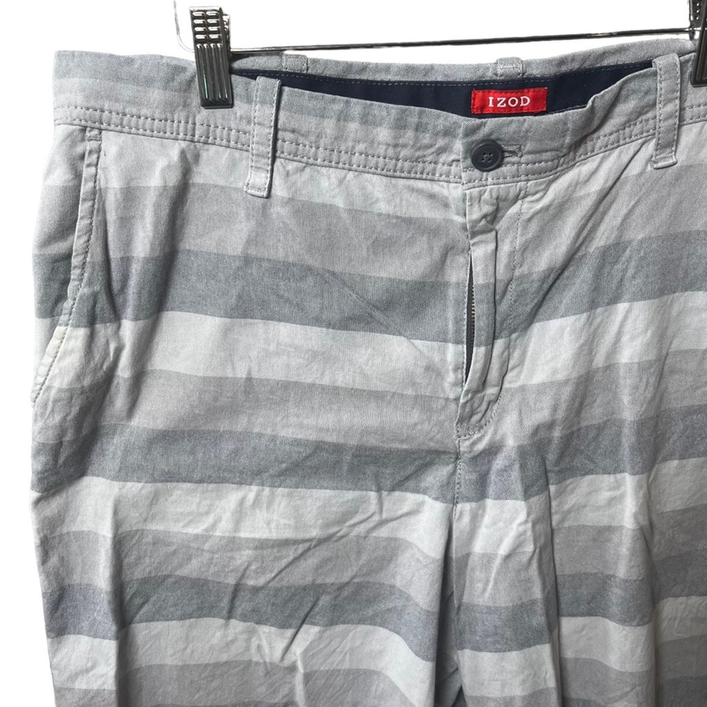 IZOD Mens Size 36 Gray White Striped Flat Front Shorts
