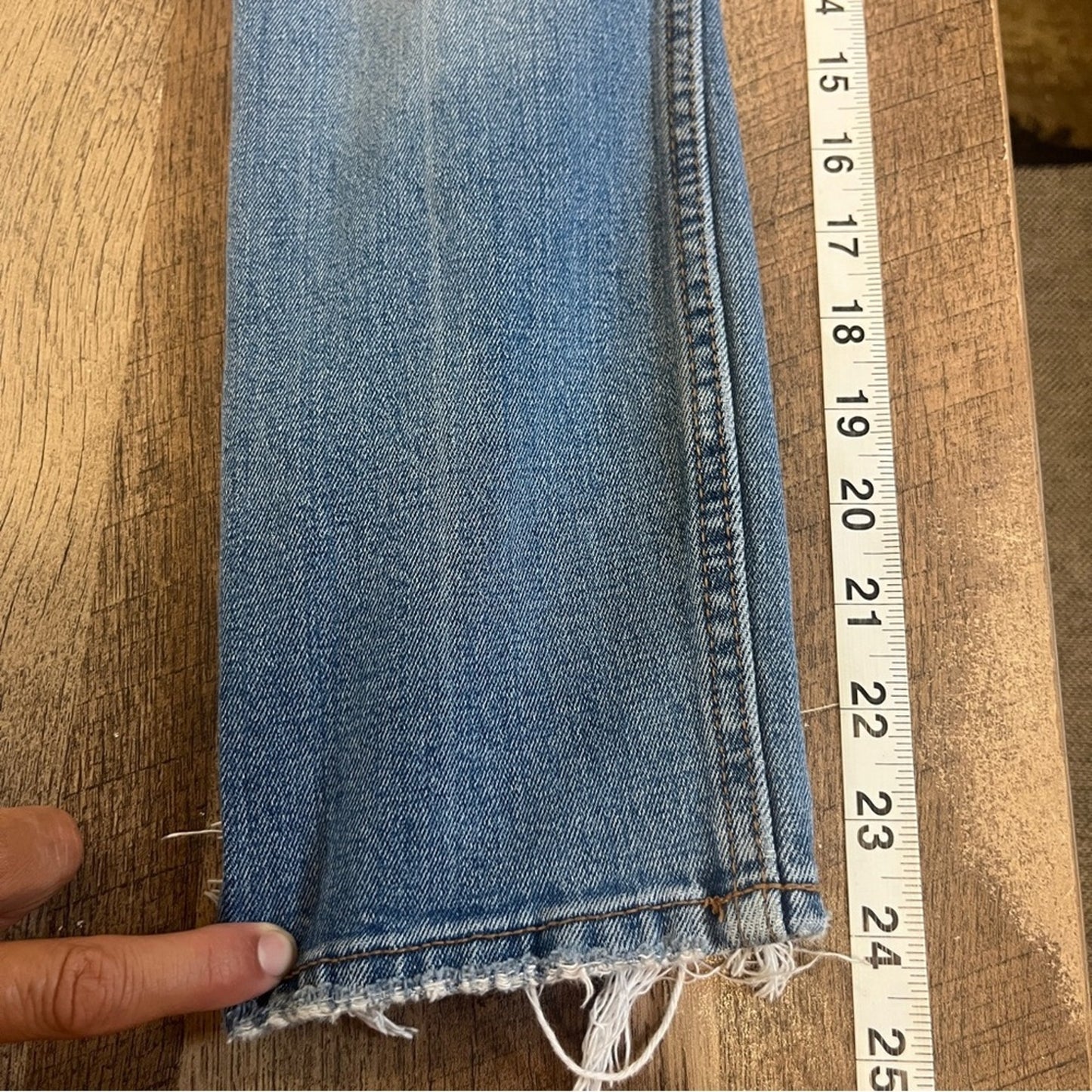 Abercrombie & Fitch The Skinny High Rise Denim Jeans Womens Size 4 Short Raw Hem