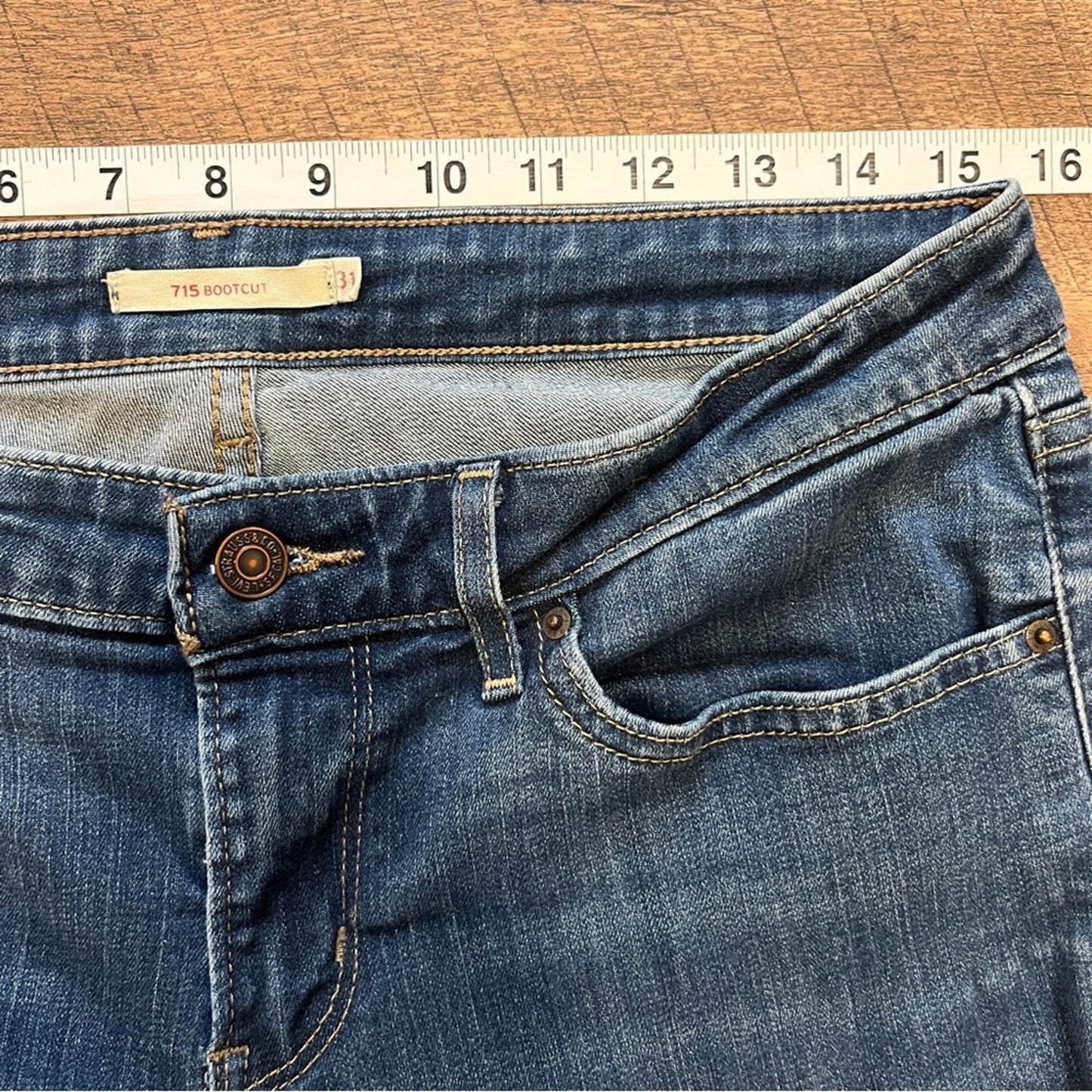 Levi's 715 Bootcut Jeans 31x32 Medium Wash Basic Simple Classic Western Country