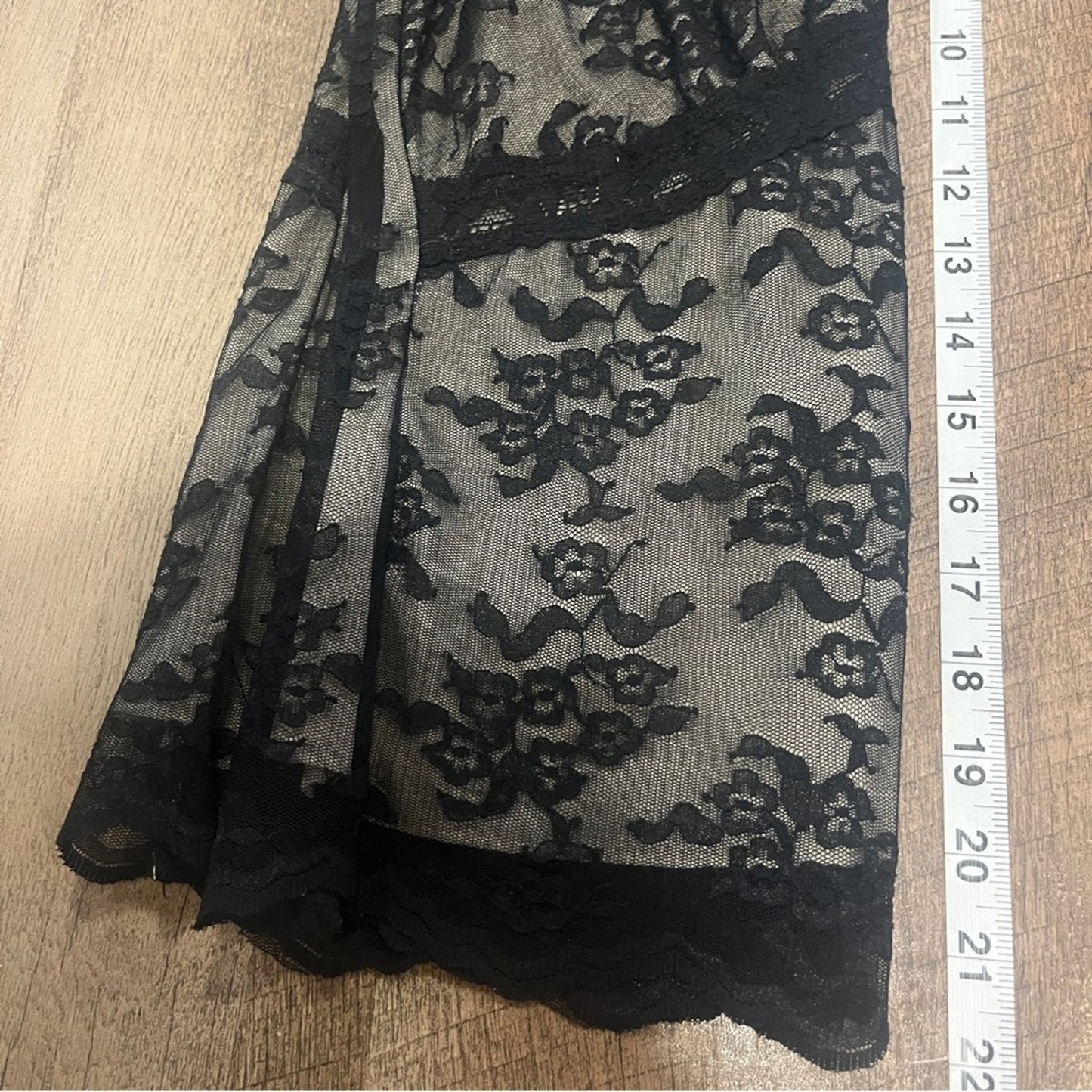 Worthington Lace Burnout Black Top Womens Medium V Neck Sexy Tank Dark Romantic