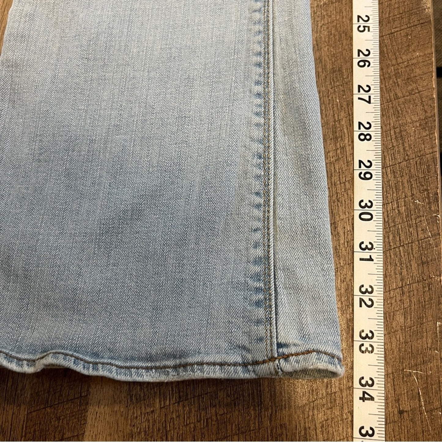 Vintage American Eagle Stretch Artist Denim Jeans Flares Size 8 Long Light Wash