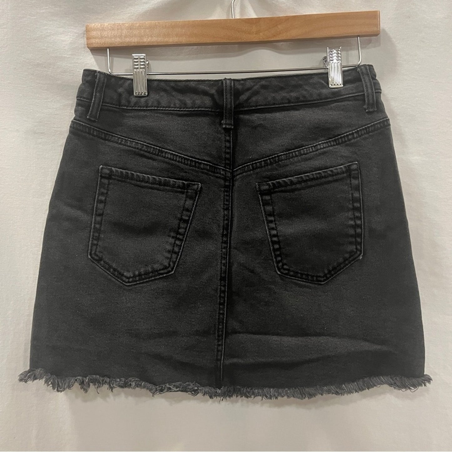 Wild Fable Black Denim Skirt Womens Size 6 Raw Hem Mini Coastal Cowgirl Western