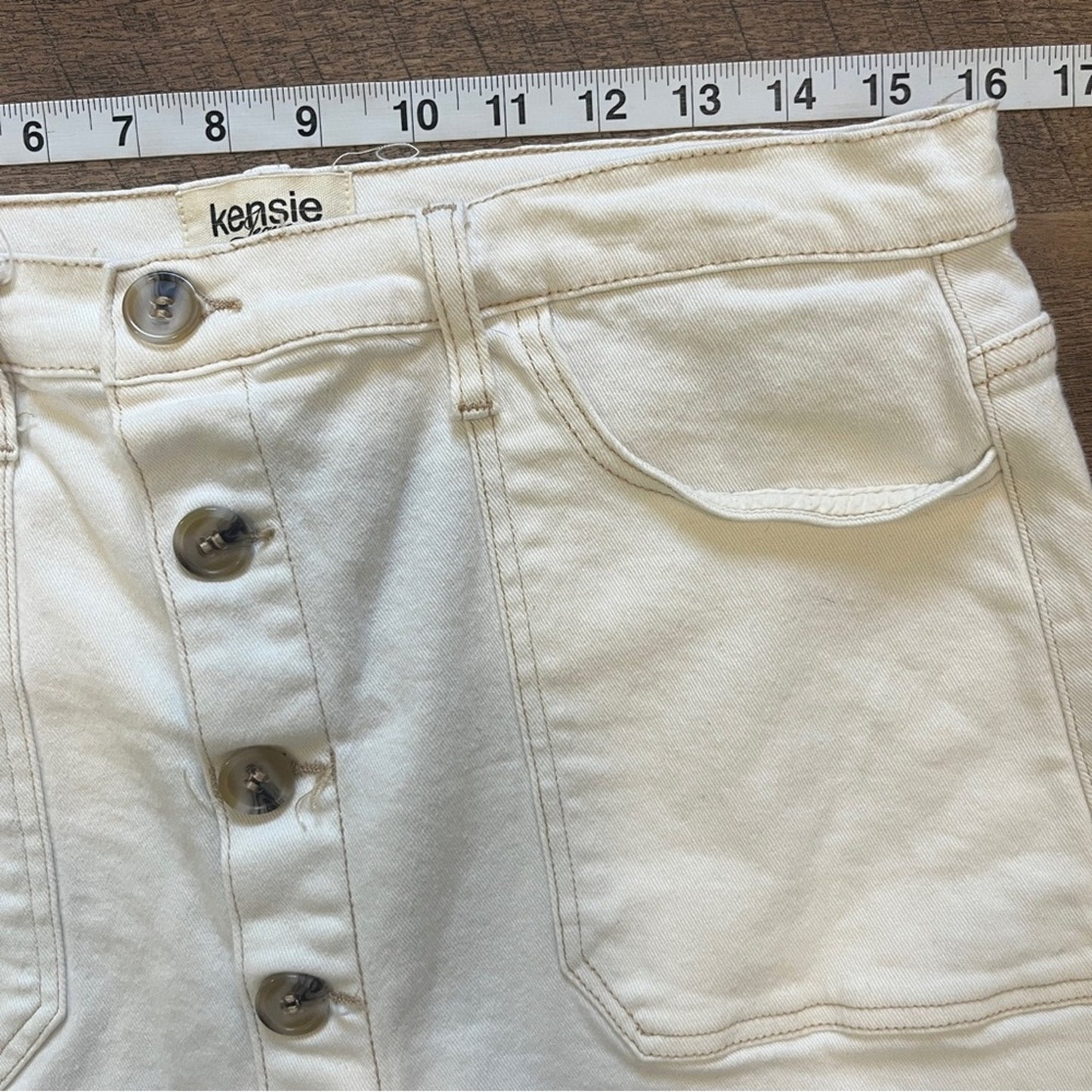 Kensie Vintage Luxe Button Down Cream Mini Denim Skirt Womens Size 10 A Line