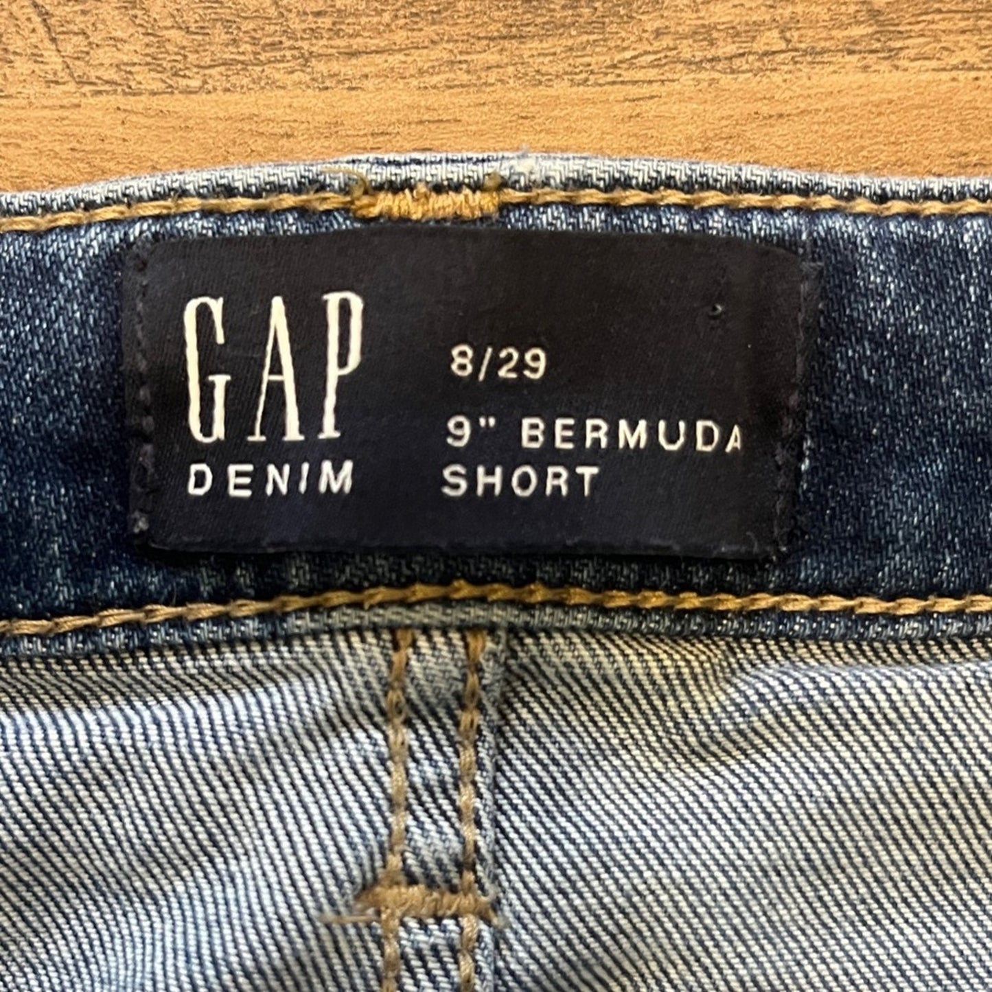 Gap Bermuda Denim Shorts Womens Size 8 Raw Hem Basic Simple Casual Minimalist