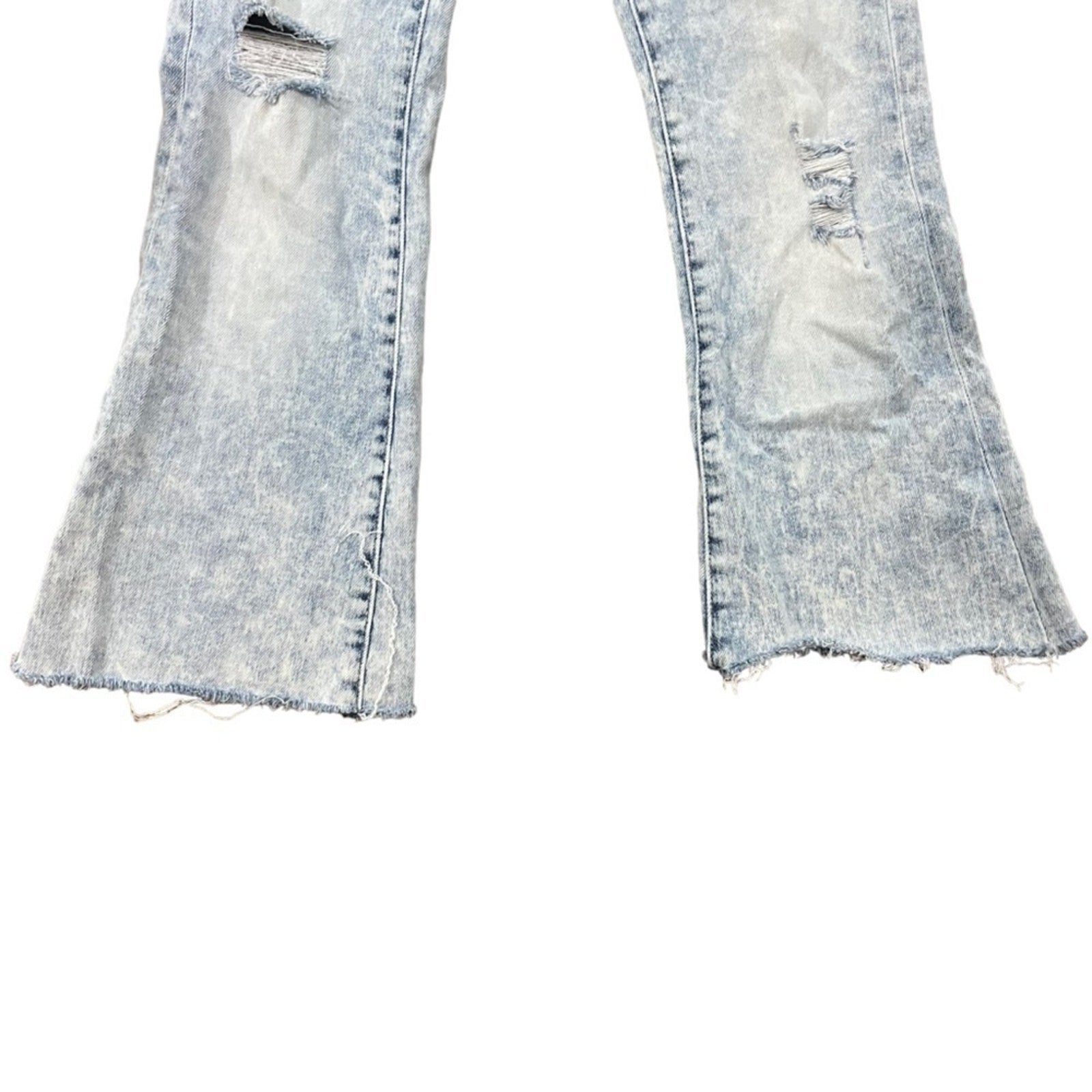 Altar'd State Jeans Womens Size 11 Distressed Frayed Hem Cut Off blue Light Wash