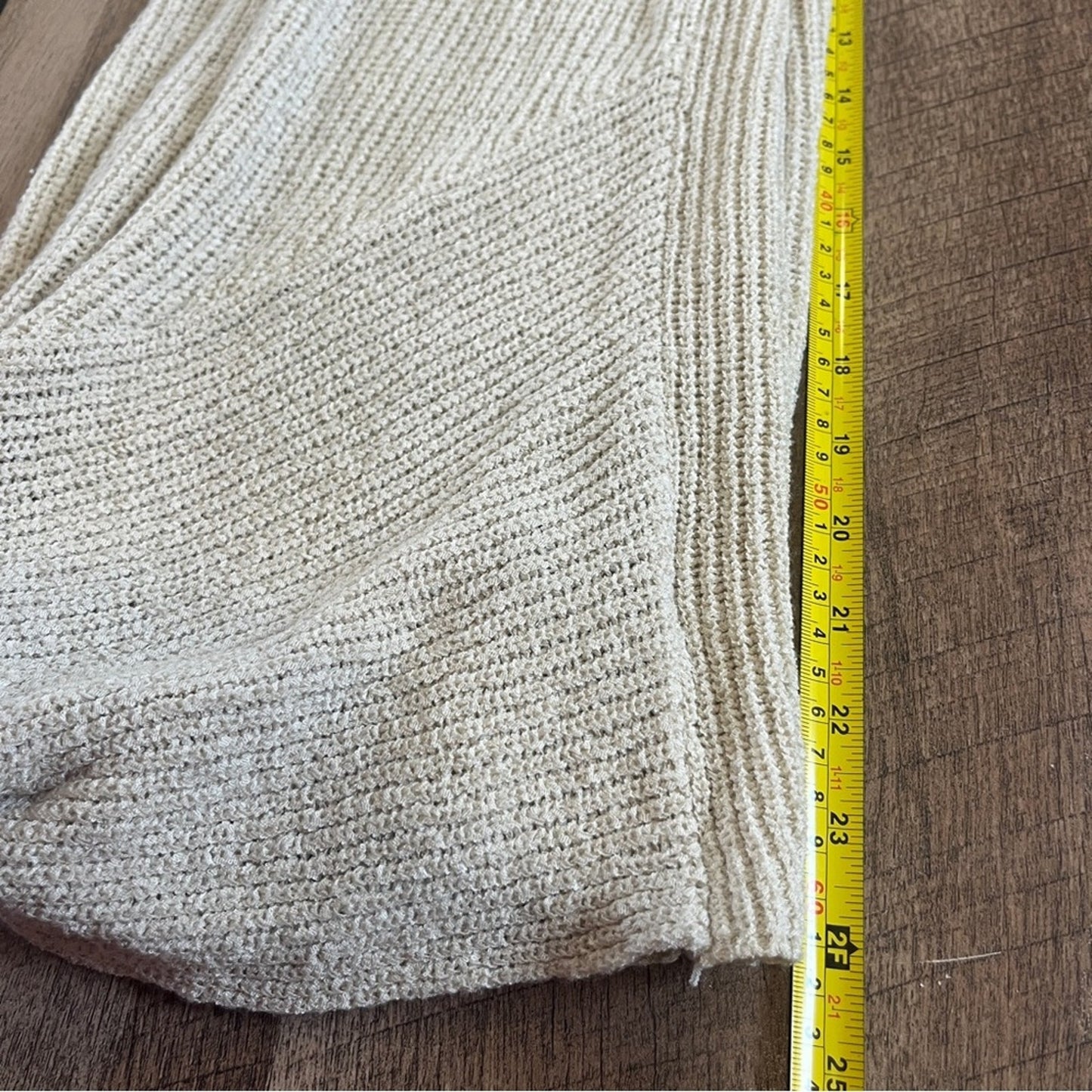 Marled Sleeveless Sweater Womens Size Medium Tan Very Low V Neck Knitted Knotted