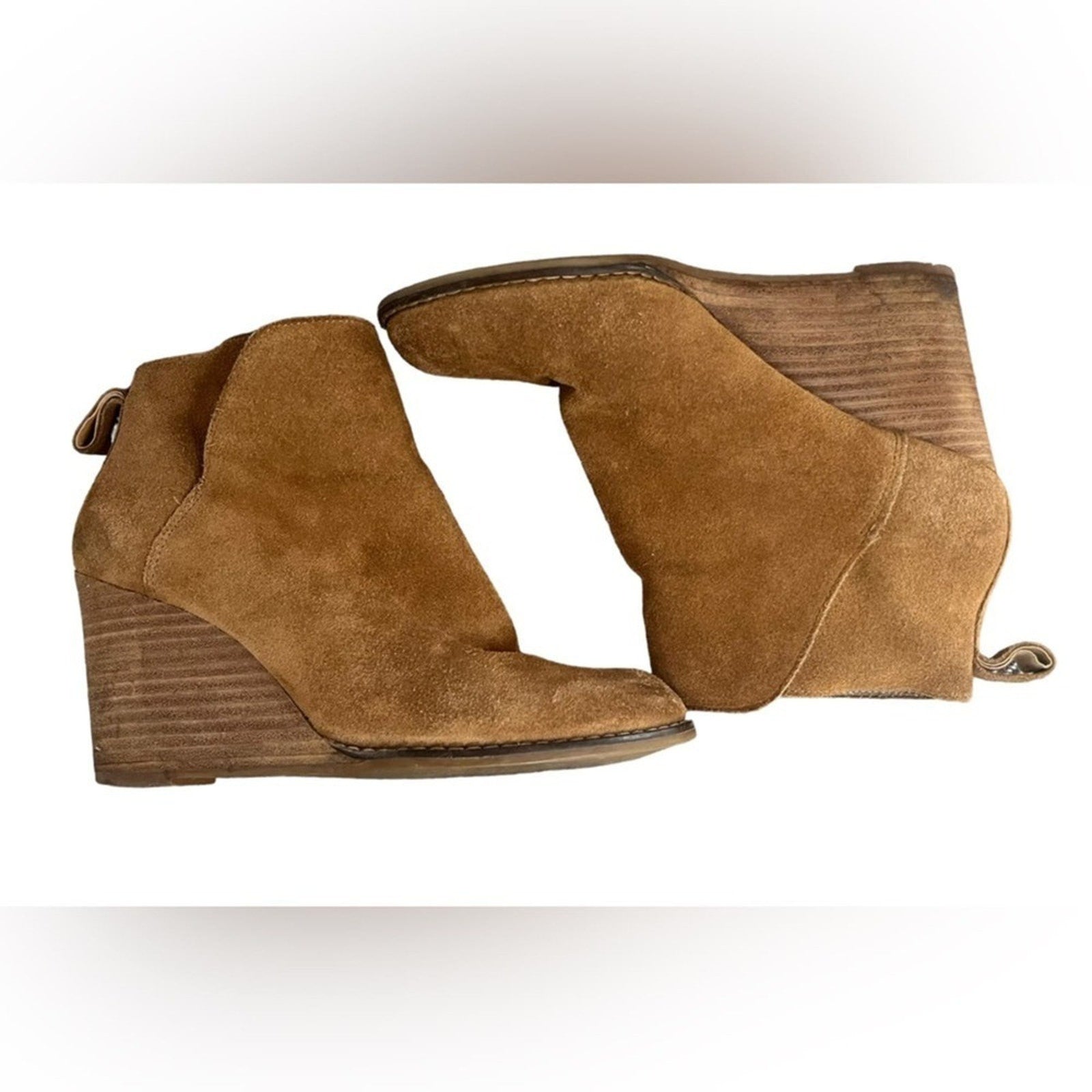 Lucky Brand Ankle Boots Womens Size 8.5 Pull On 3.25” Wedge Cognac Brown Suede  
