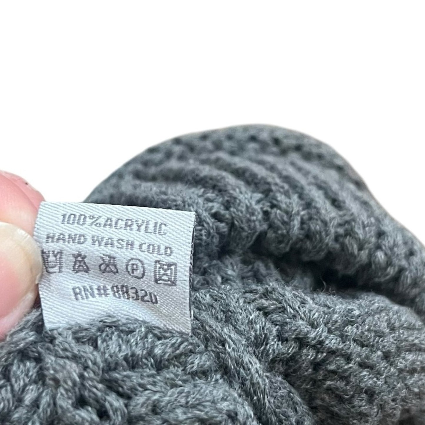 C.C Soft Stretch Cable Knit Side Epoxy Button for Mask Beanie Skully Gray