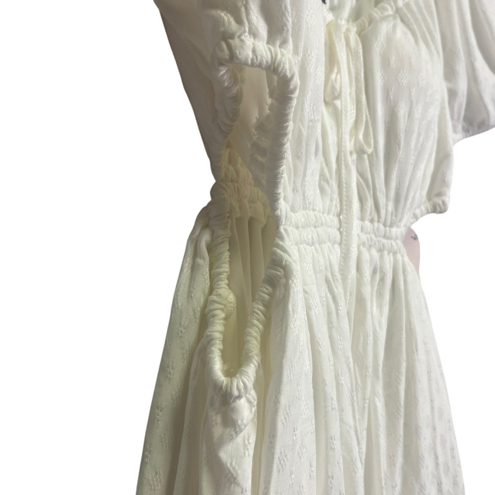 SO Dress Womens Large White Off Shoulder Open Side Rehearsal Dinner Relaxed NWT