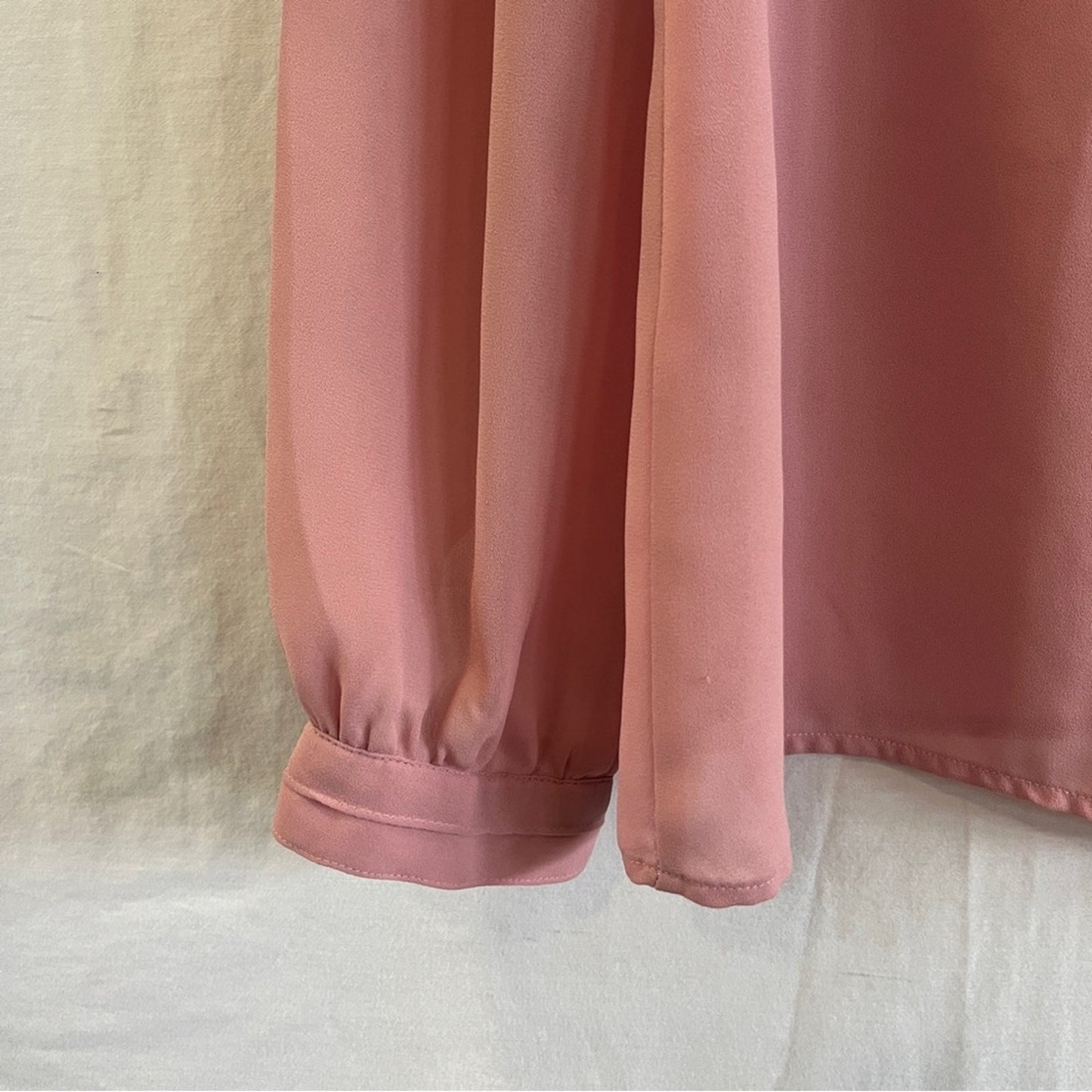 KLE Blouse Womens Size Medium Sheer Ruffle Neck Blush Pink Vintage Nostalgic 80s