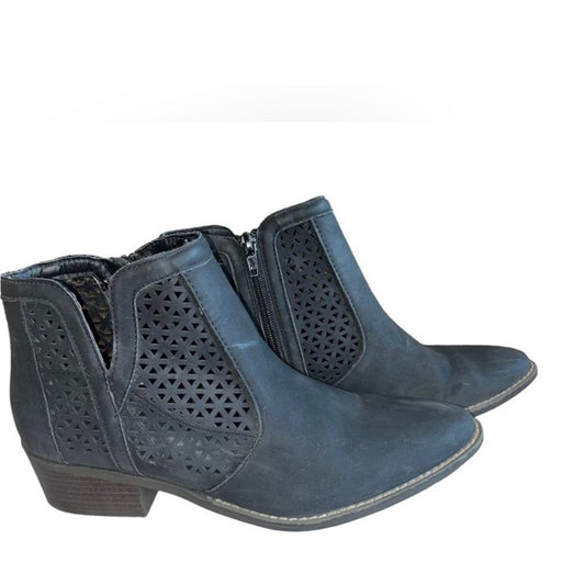 Madden Girl Ankle Boot Womens Size 8.5 Black Booties Side Zipper