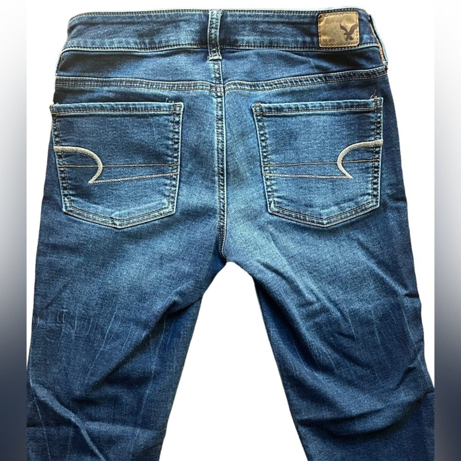 American Eagle Jegging Jeans Womens Size 2 SHORT Super Stretch Medium Wash 