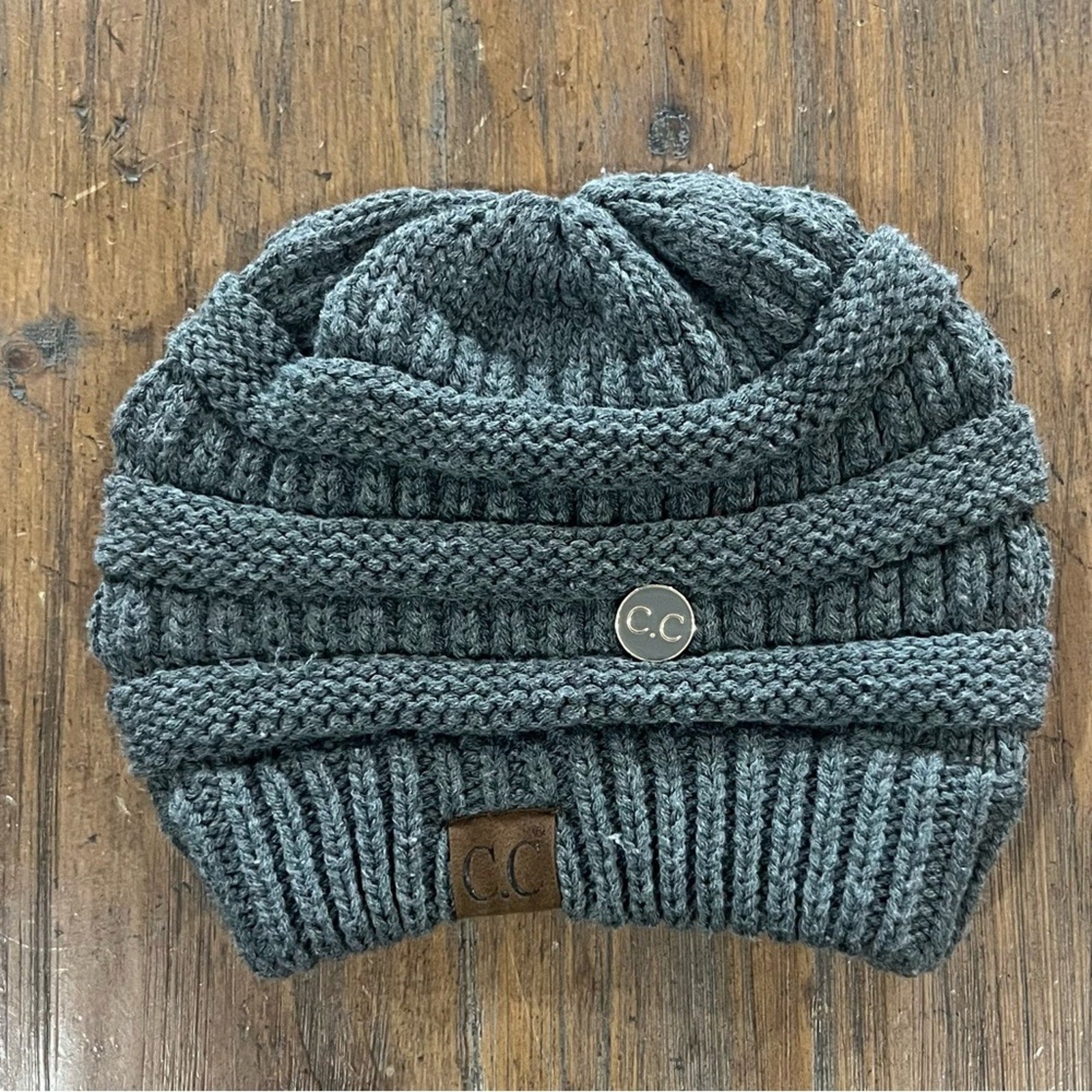 C.C Soft Stretch Cable Knit Side Epoxy Button for Mask Beanie Skully Gray