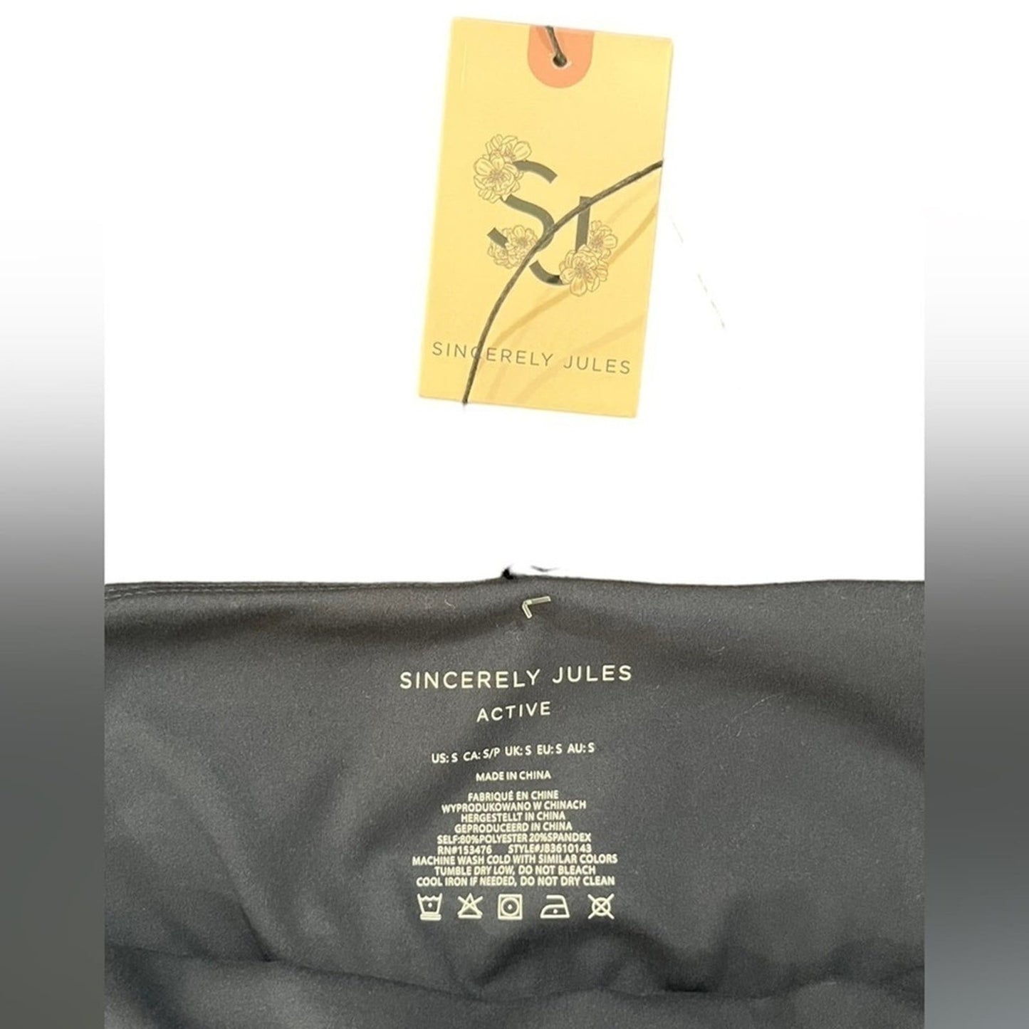 Sincerely Jules Athletic Crop Top Size Small Blue Navy Activewear Gym NWT