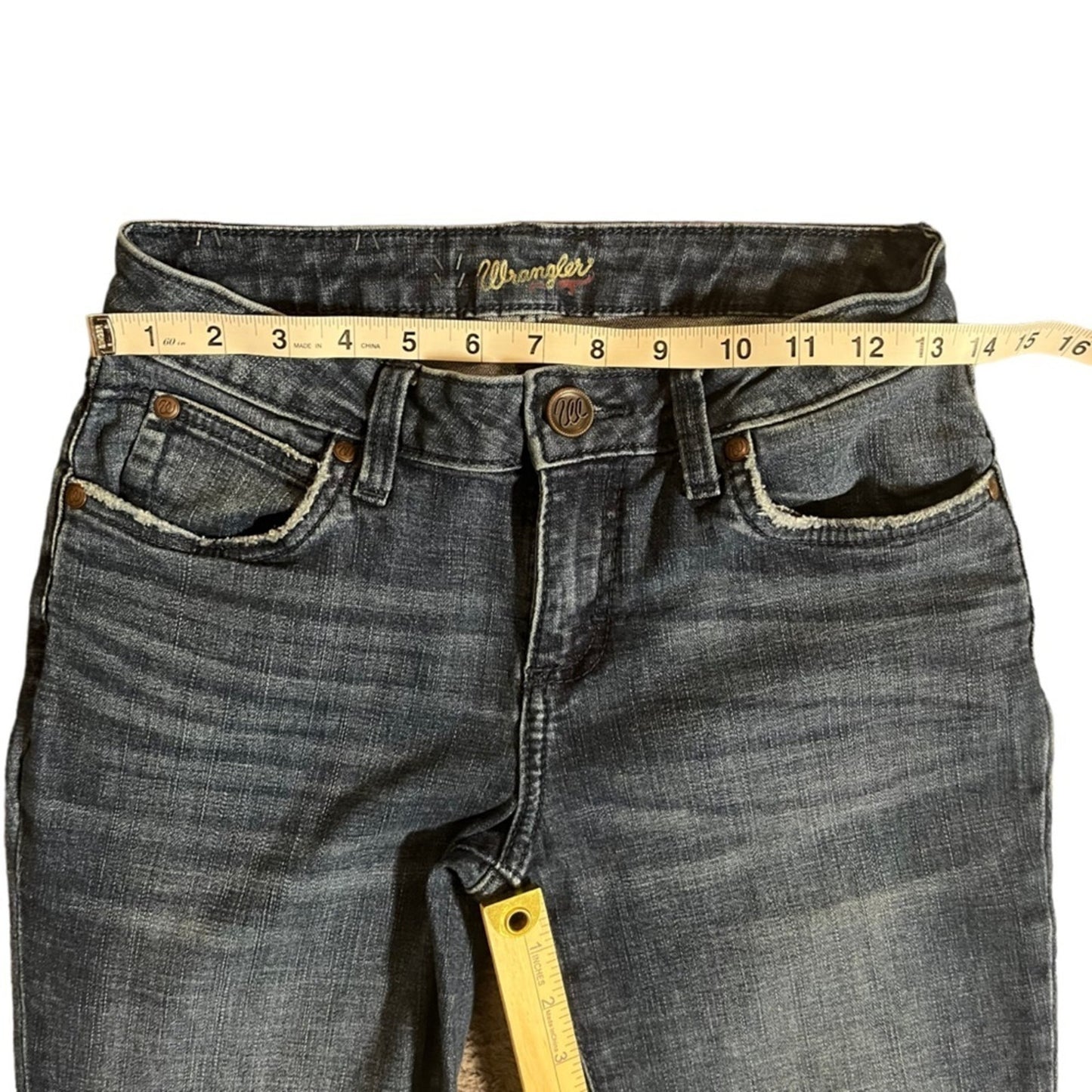 Wrangler Retro Mid Rise Wide Leg Trouser Jeans Womens Size 3x34 Whiskered Long