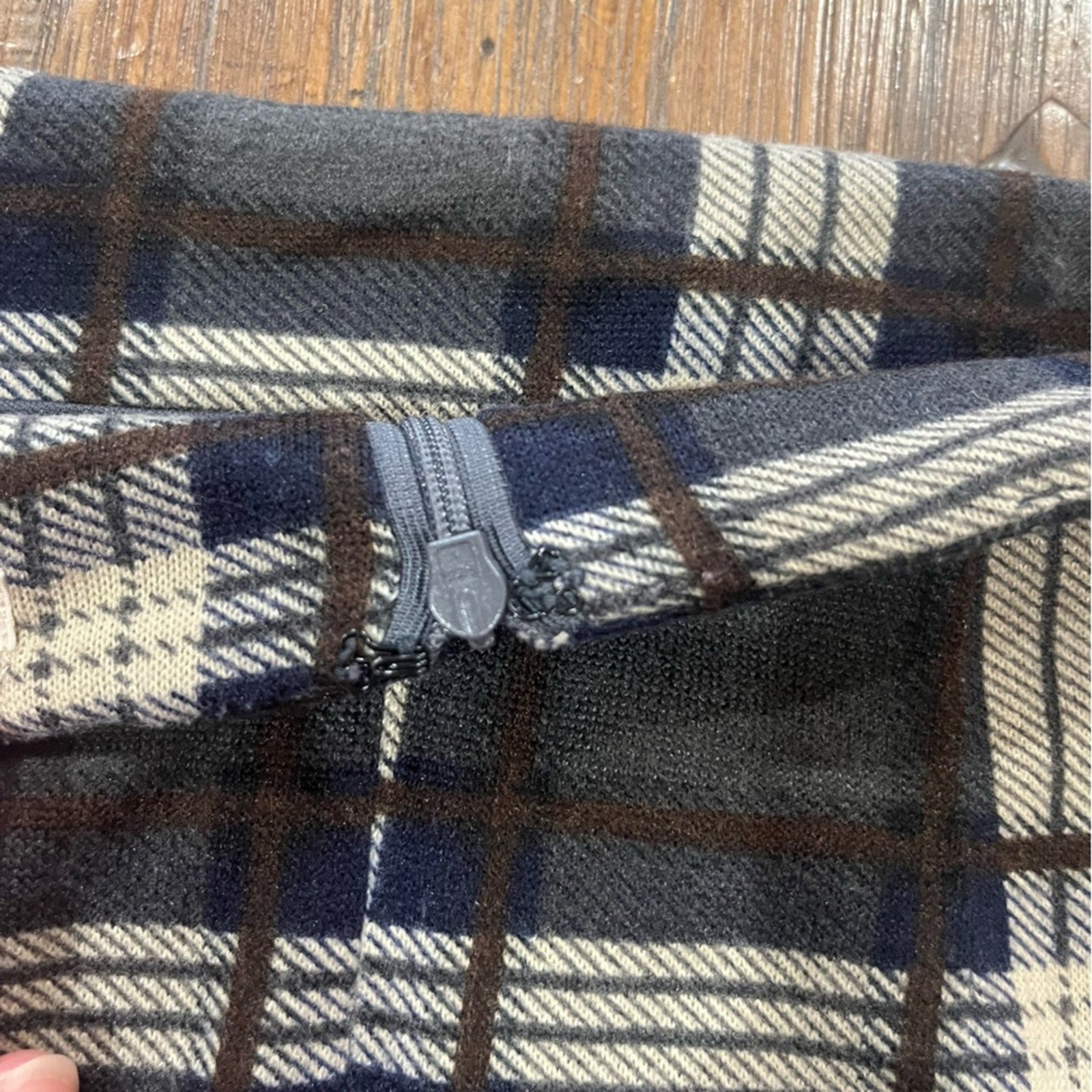 41 Hawthorn Mini Skirt Womens Size Medium Plaid Gray Brown Academia Schoolgirl