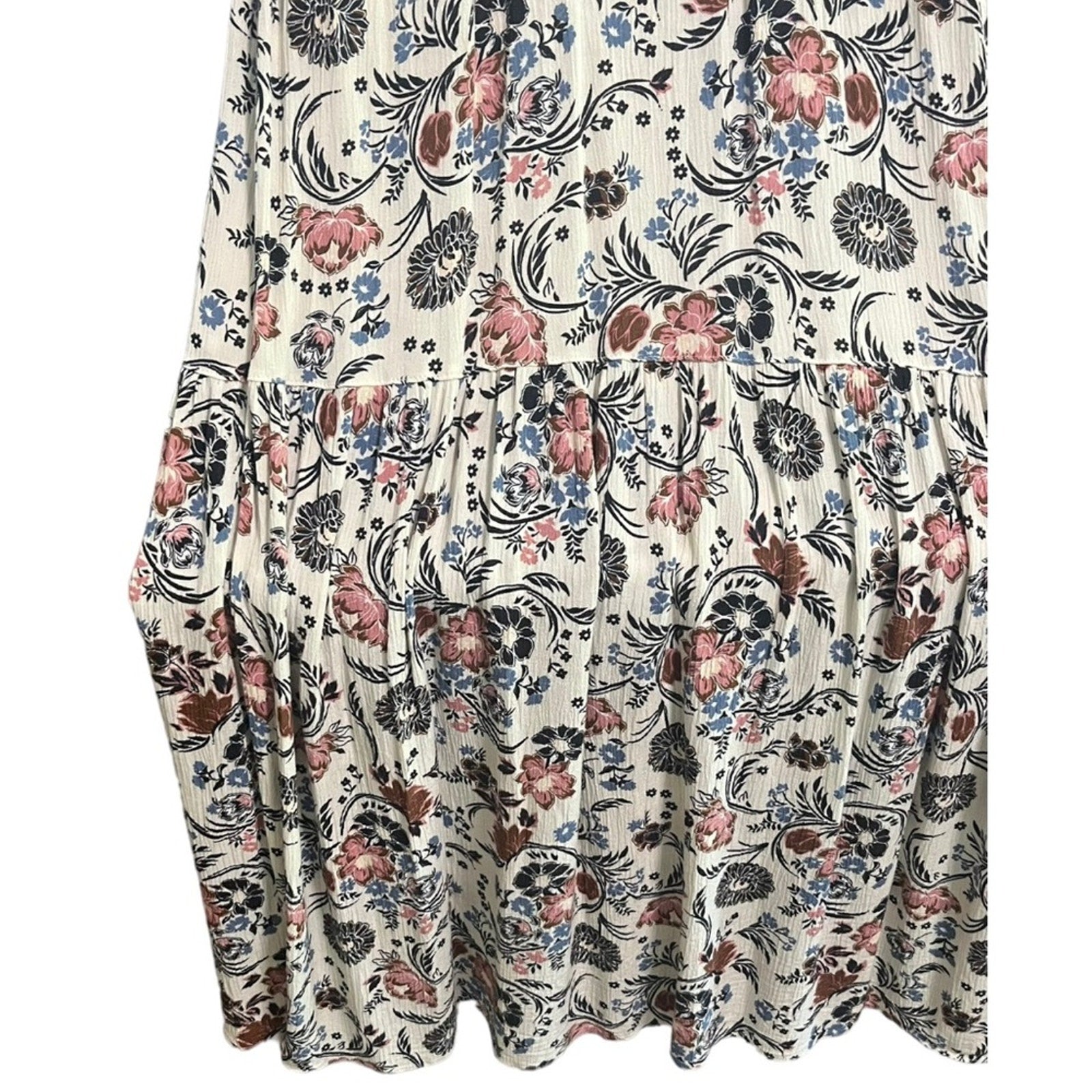 American Eagle Maxi Womens Size Medium Long Floral Keyhole Tassel Tie Dress