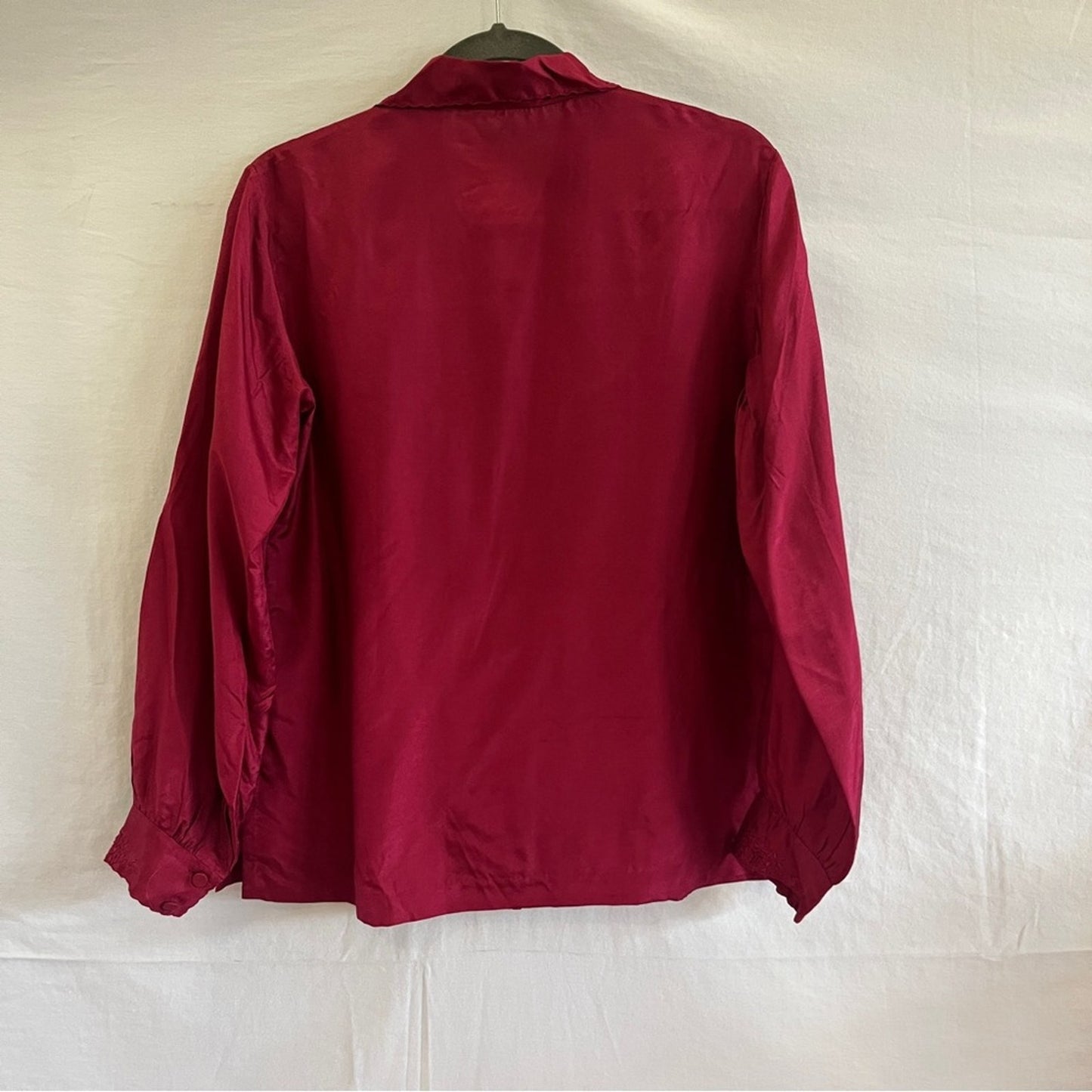 Vintage 100% Chinese Silk Peony Hand Embroidered Dark Red Burgandy Blouse 38