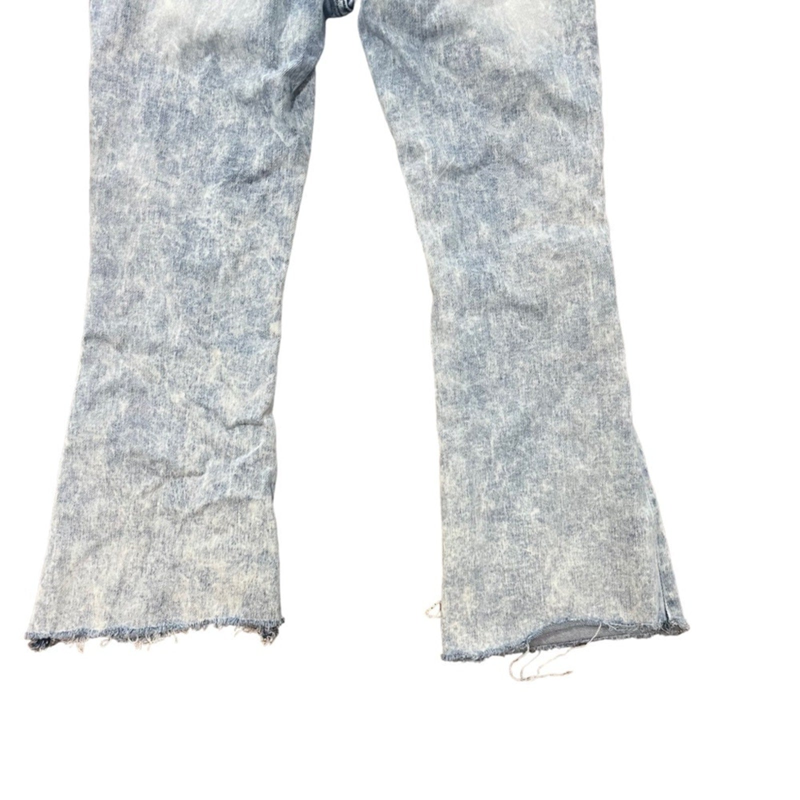 Altar'd State Jeans Womens Size 11 Distressed Frayed Hem Cut Off blue Light Wash