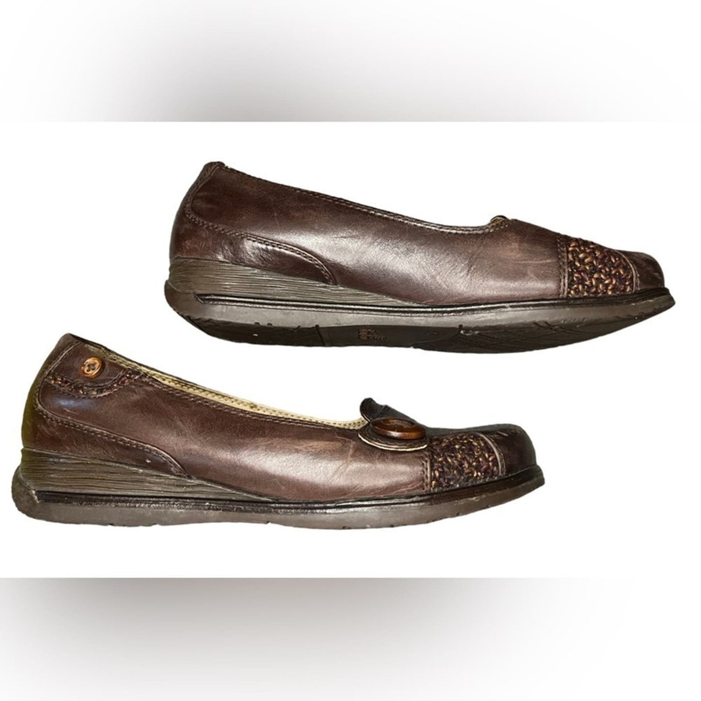 Dansko Pam Women Size 37 Brown Flats Leather Button Wedge Heel Flat 